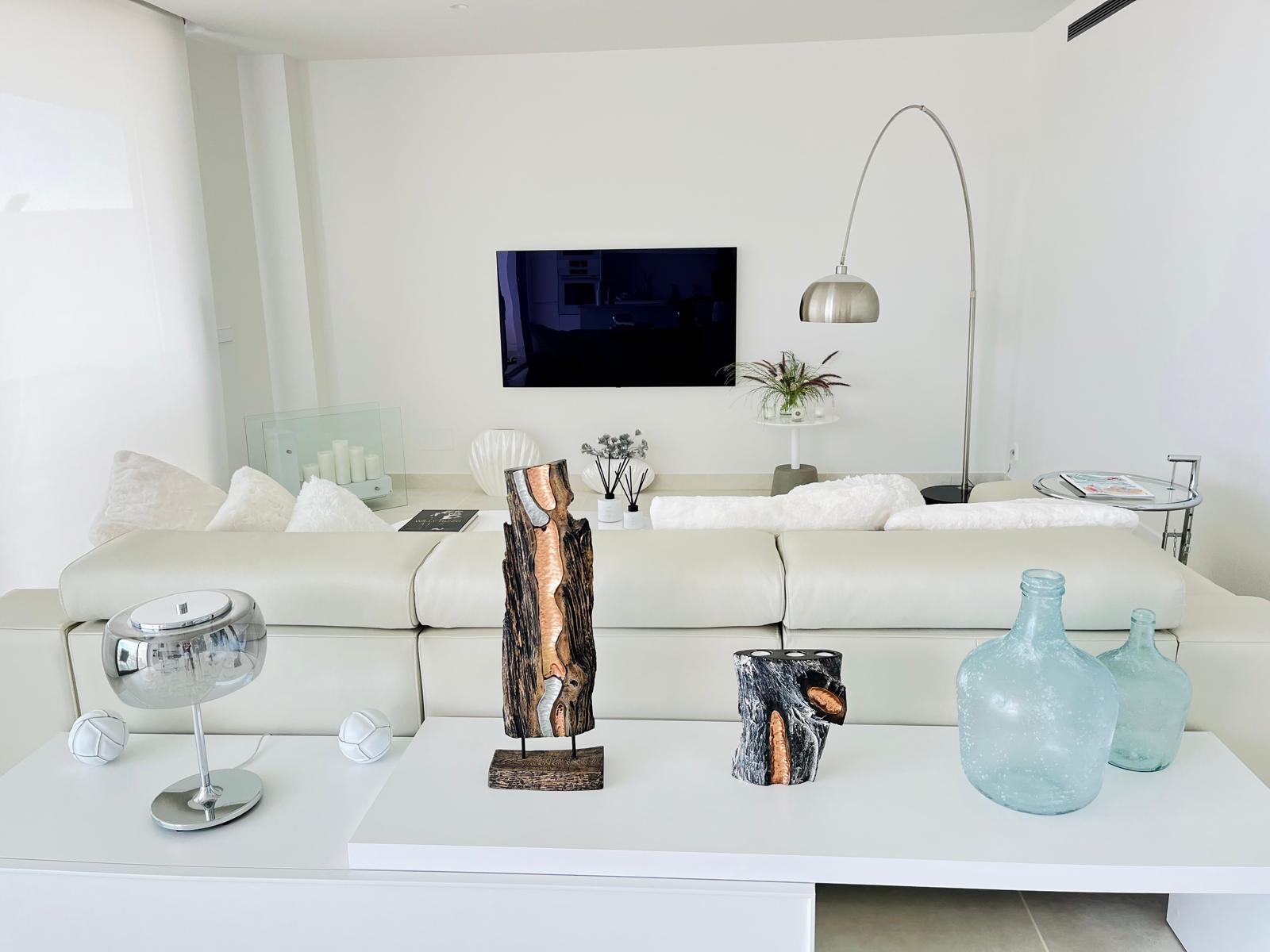 2 Bedroom Apartment in Fuengirola - Photo 5