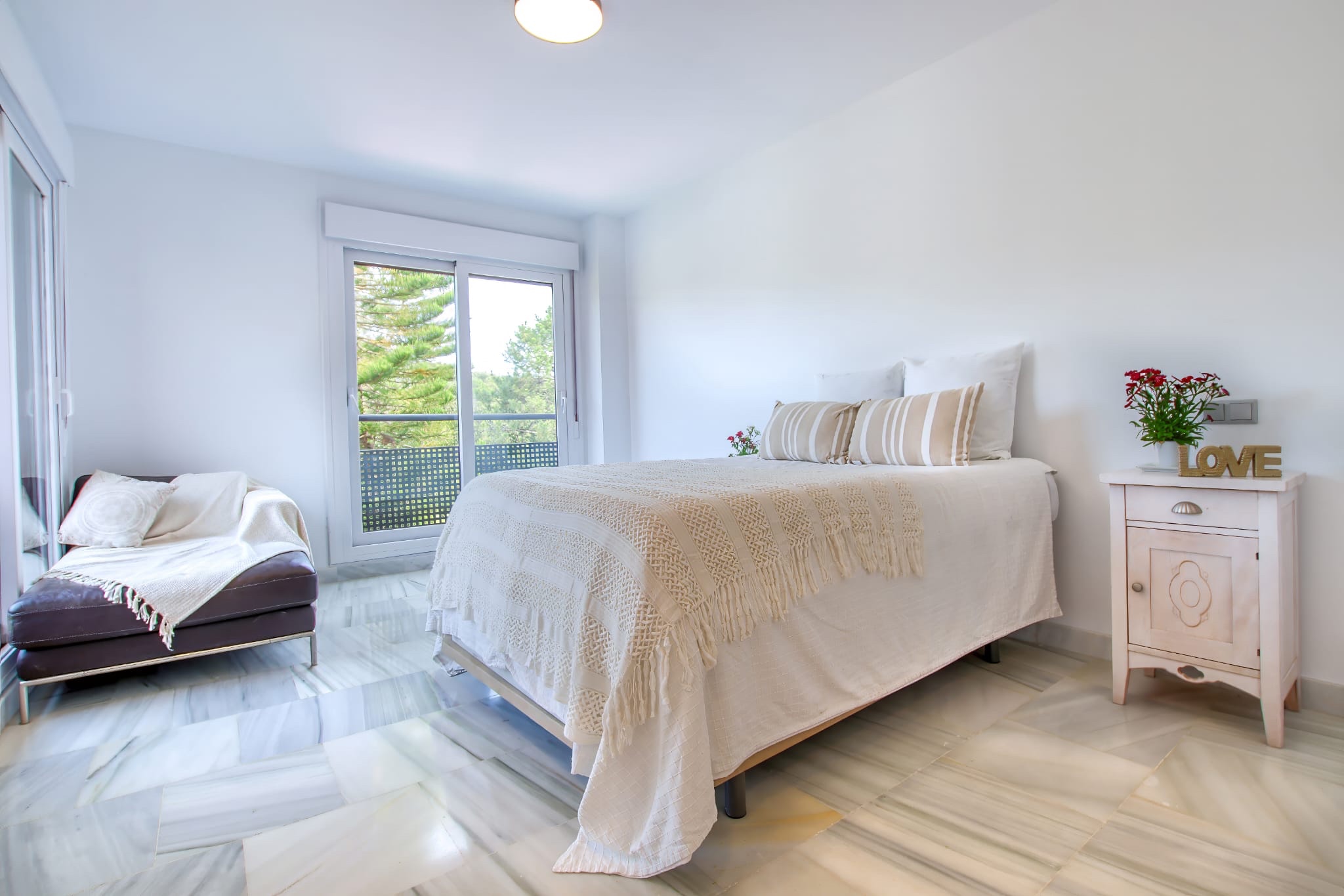 4 Bedroom Villa in Benahavís - Foto 14