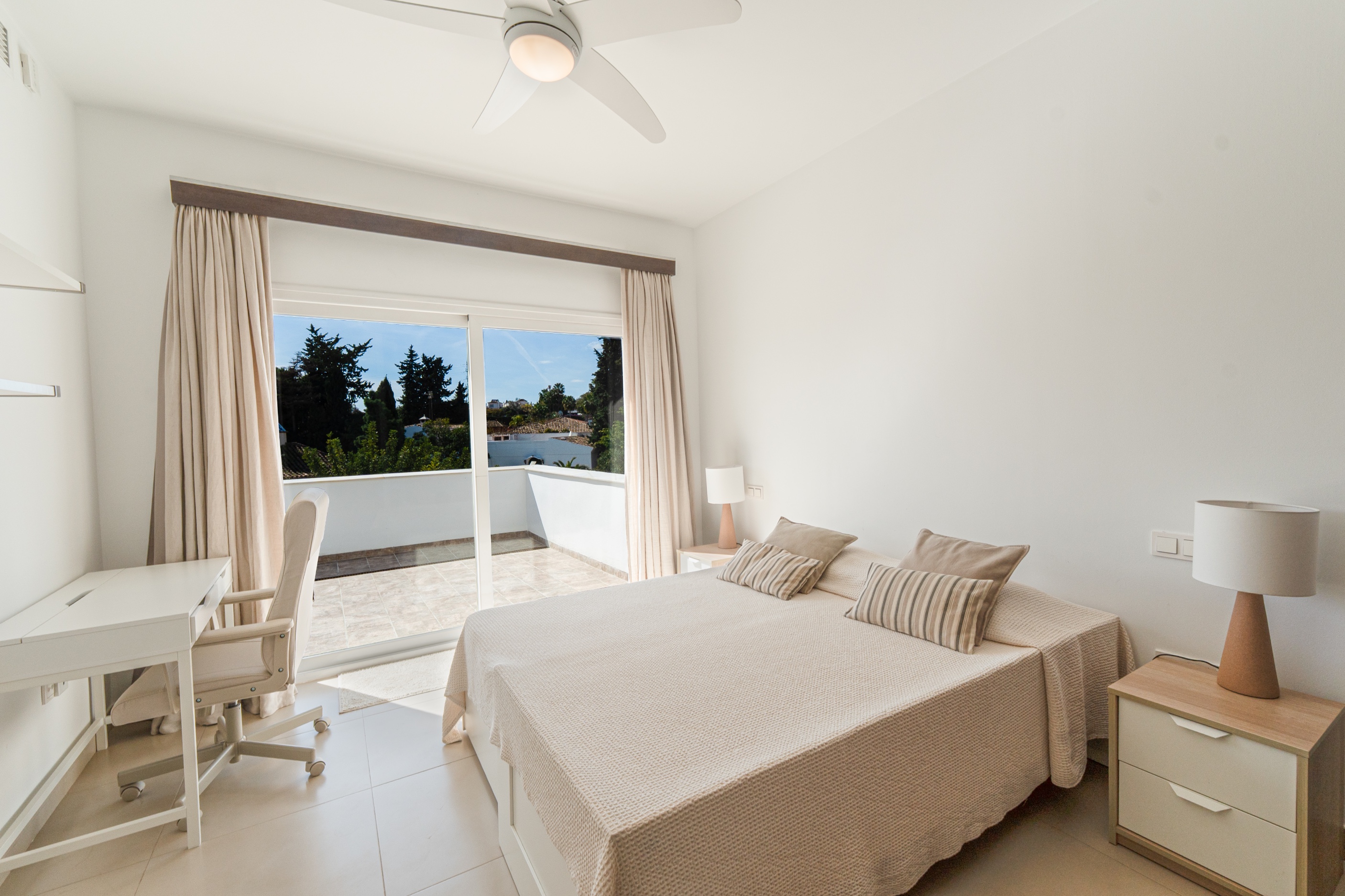 5 Bedroom Villa in Marbella - Foto 6