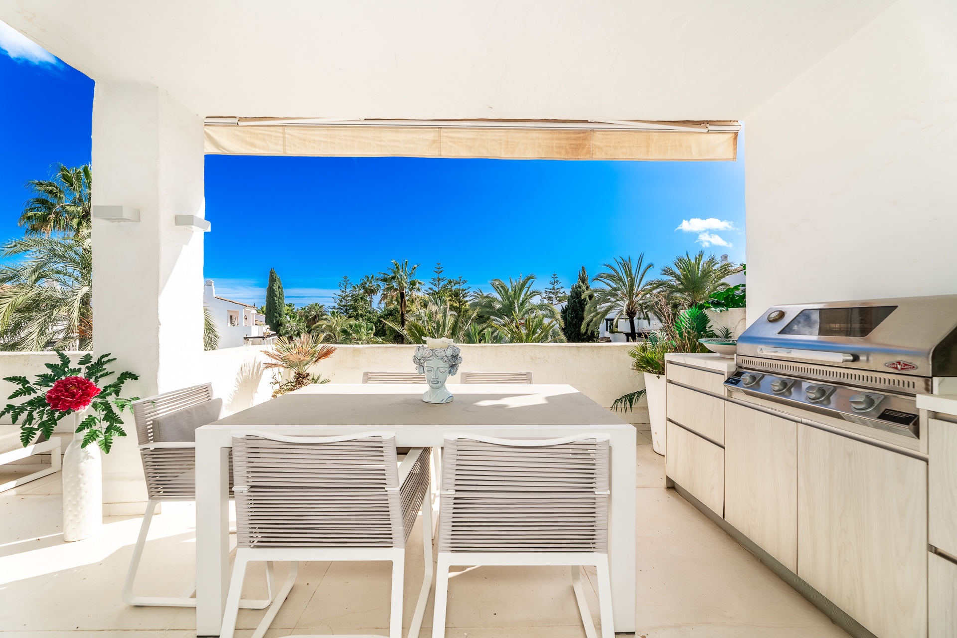 3 Bedroom Apartment in Marbella - Photo 15