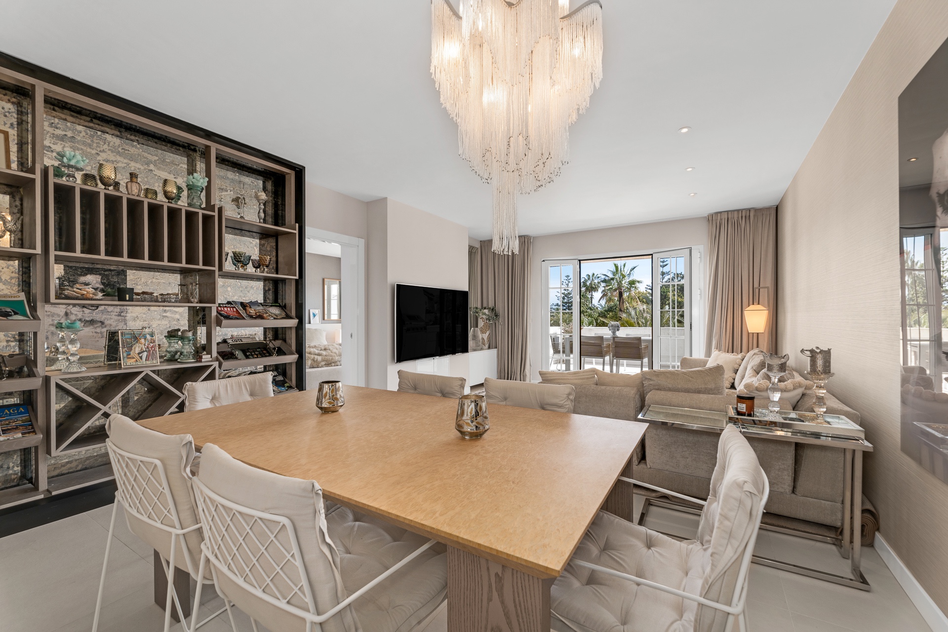 3 Bedroom Apartment in Marbella - Photo 10