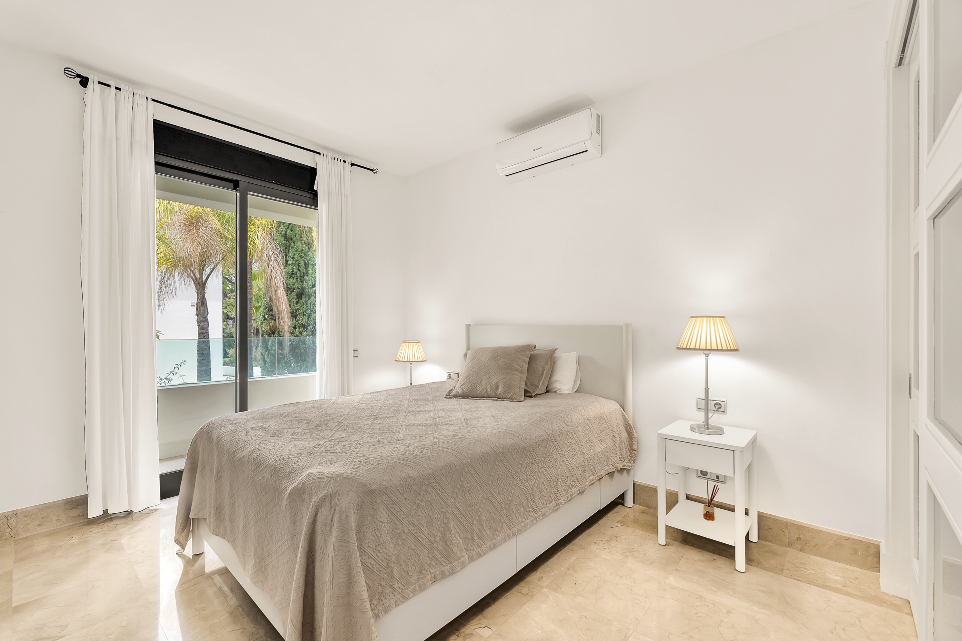 3 Bedroom Apartment in Marbella - Foto 7