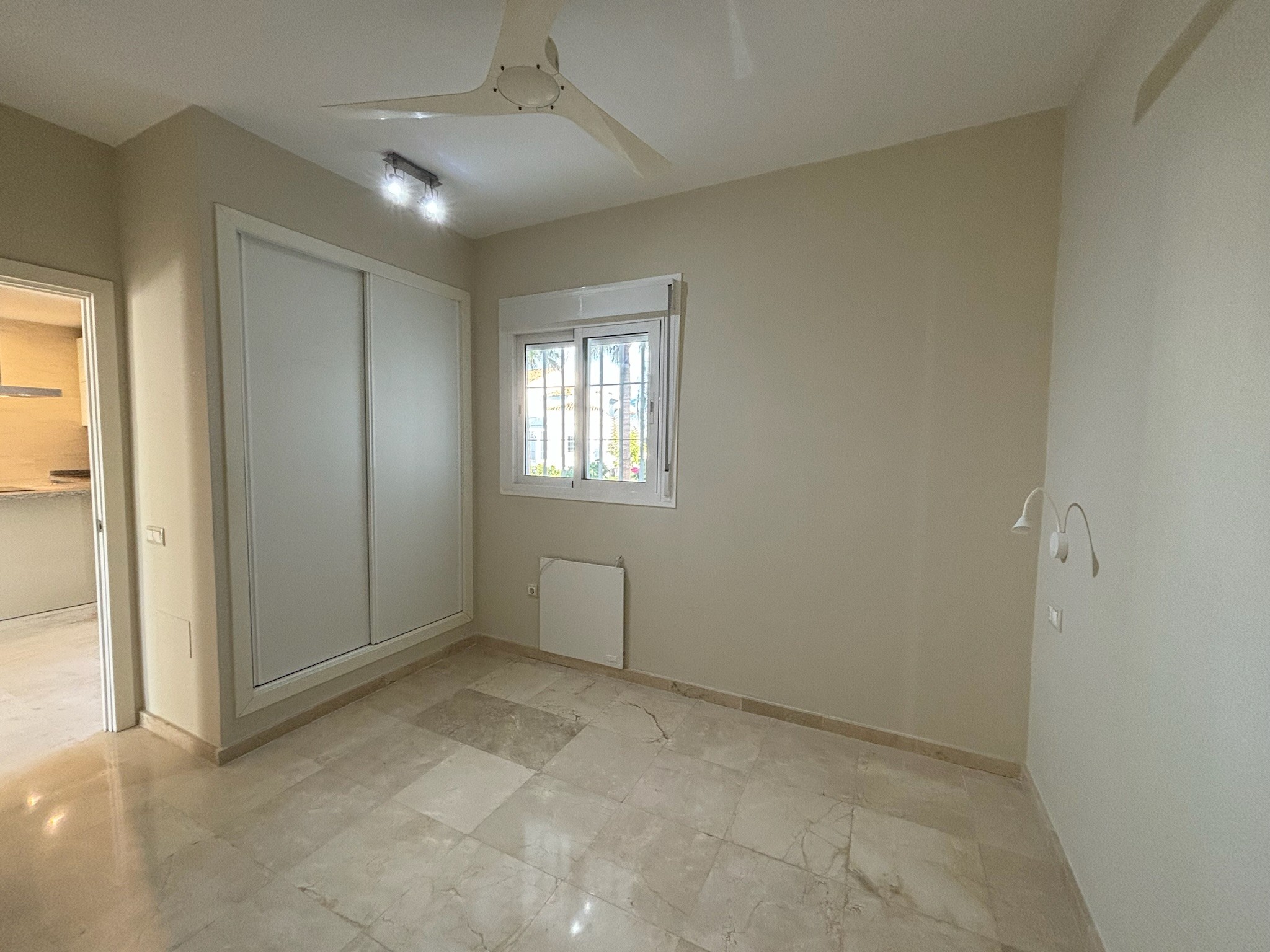 3 Bedroom Apartment in San Pedro de Alcántara - Photo 7