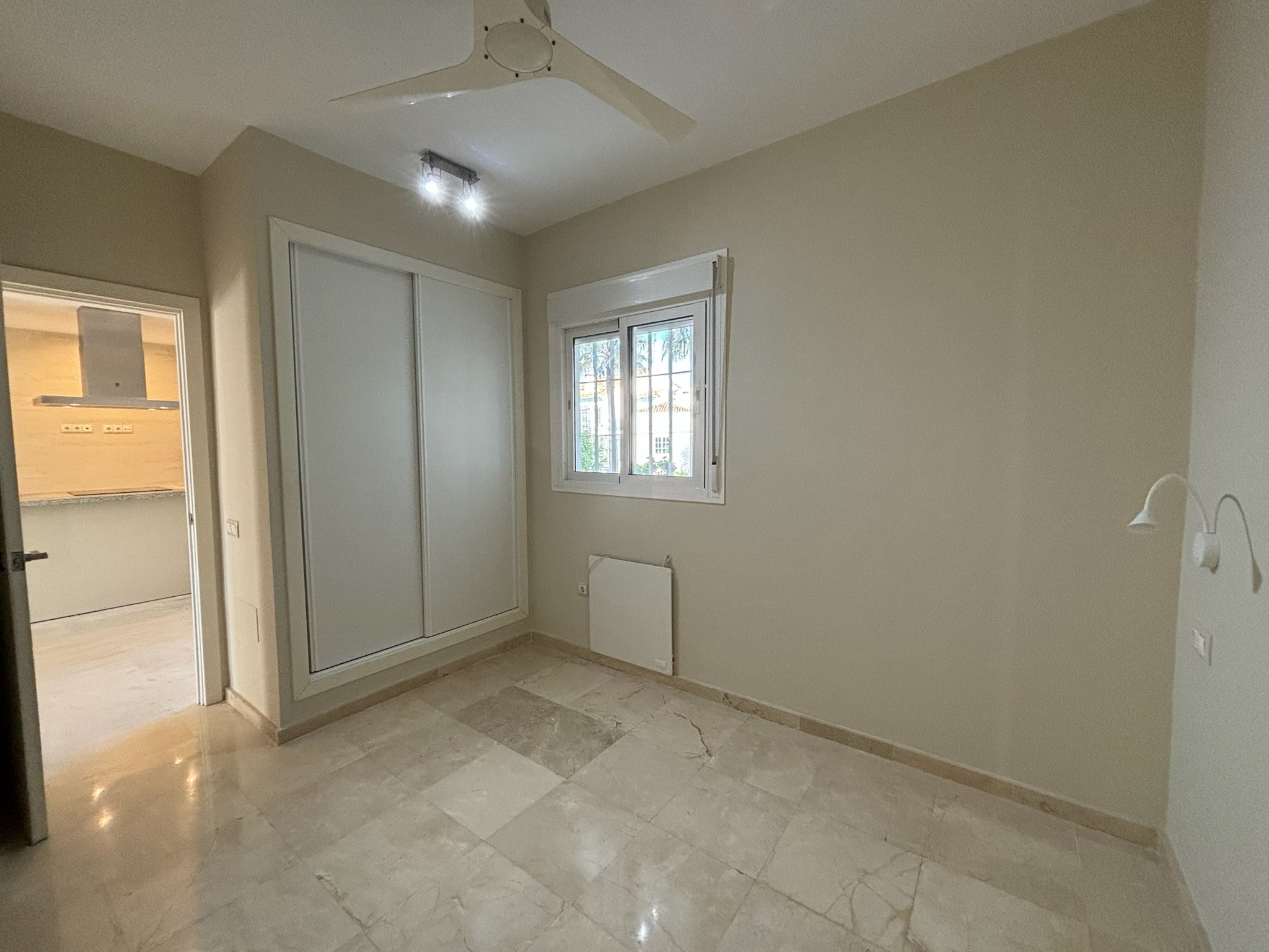 3 Bedroom Apartment in San Pedro de Alcántara - Photo 8