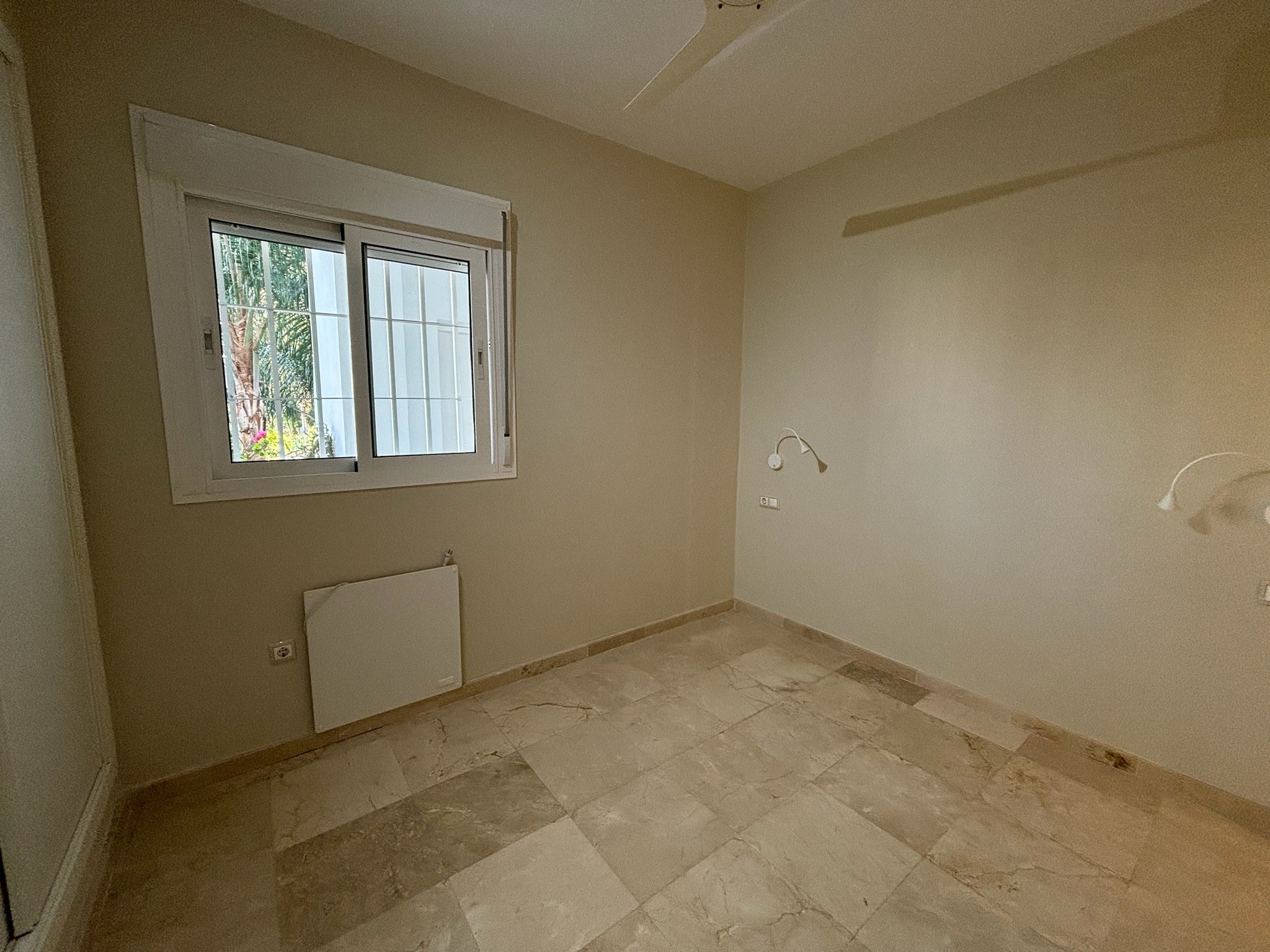 3 Bedroom Apartment in San Pedro de Alcántara - Photo 6