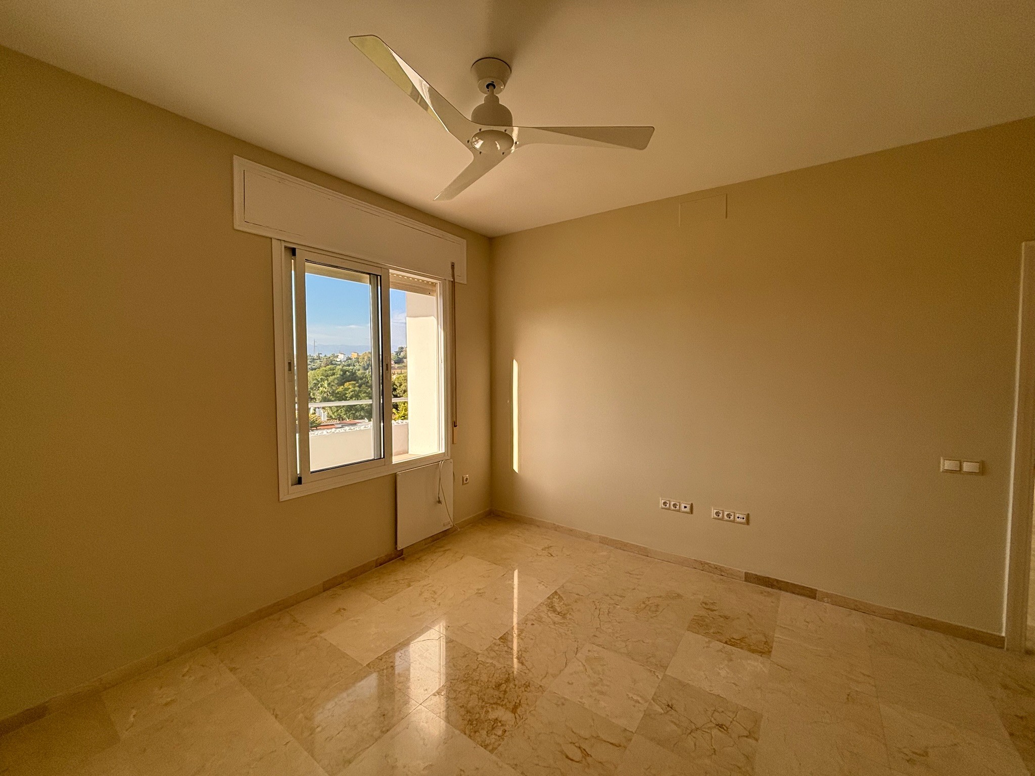 3 Bedroom Apartment in San Pedro de Alcántara - Photo 17