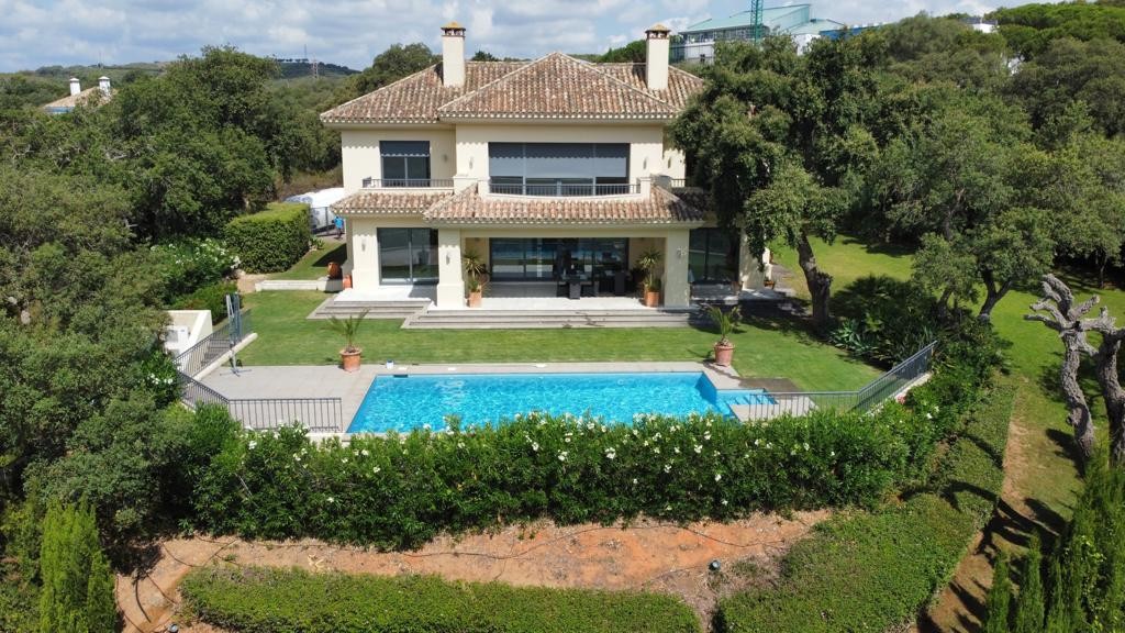 Villa in Sotogrande Alto