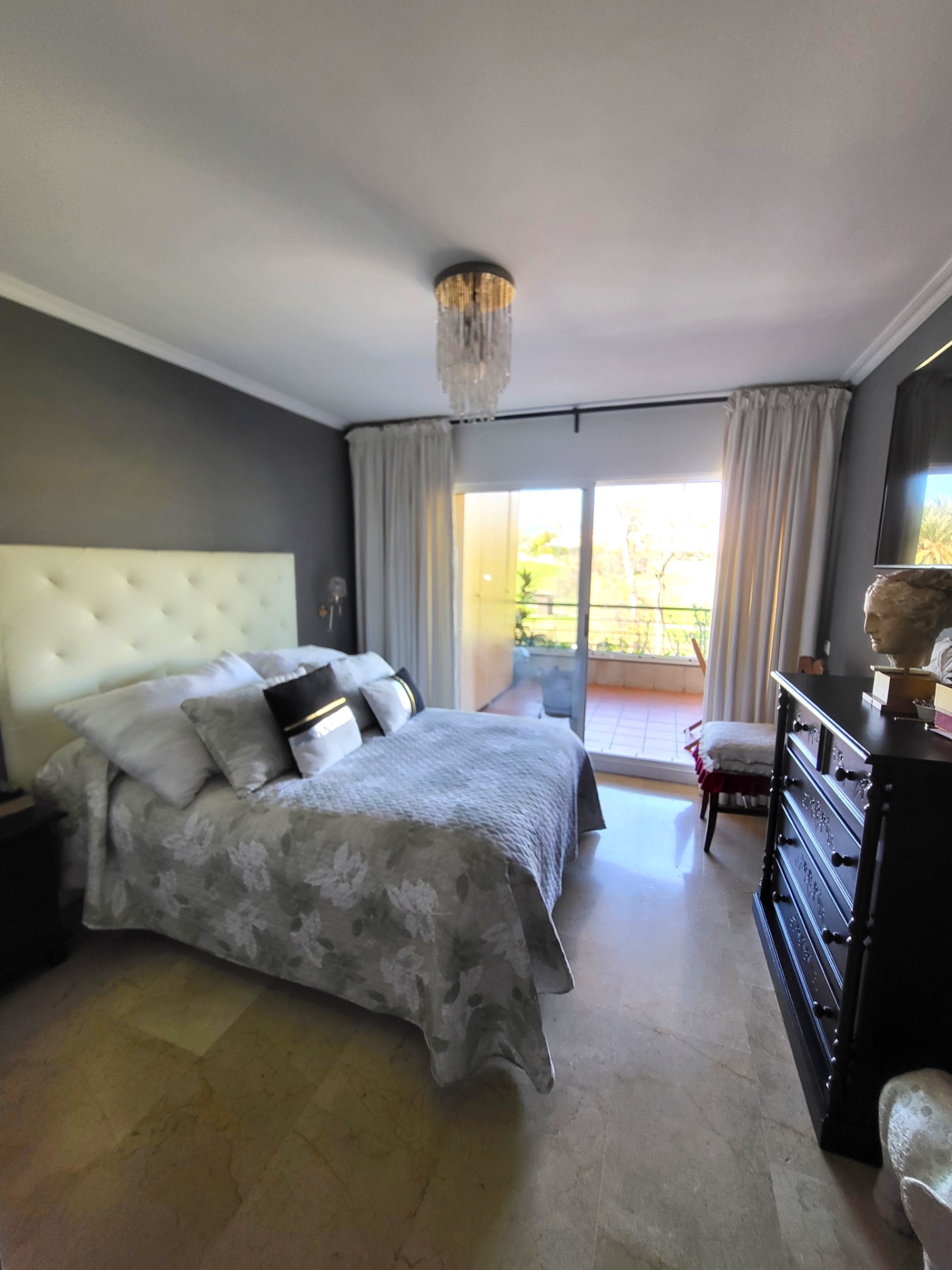 2 Bedroom Apartment in San Pedro de Alcántara - Photo 13