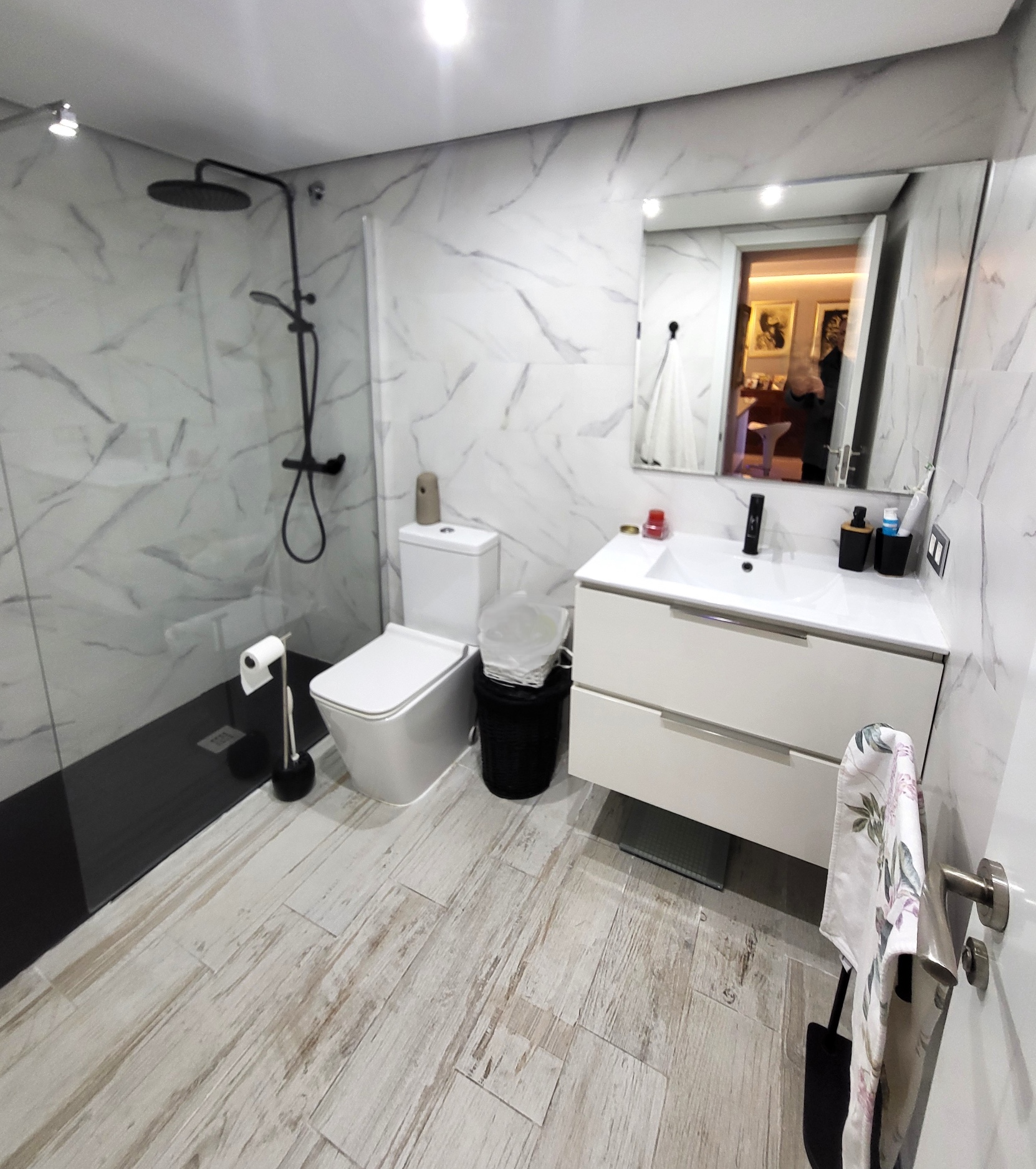 2 Bedroom Apartment in San Pedro de Alcántara - Photo 16