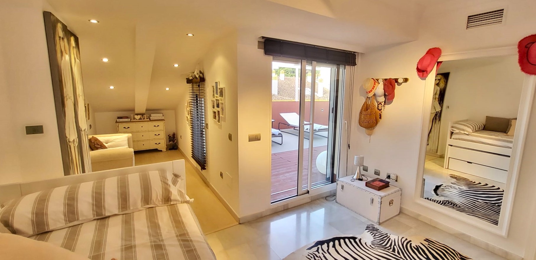 Apartamento com 4 quartos com vista mar em Málaga, Espanha – Foto 23