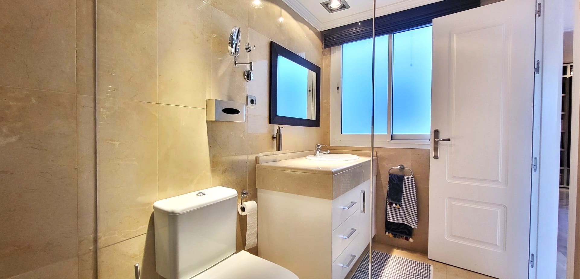 Apartamento com 4 quartos com vista mar em Málaga, Espanha – Foto 26
