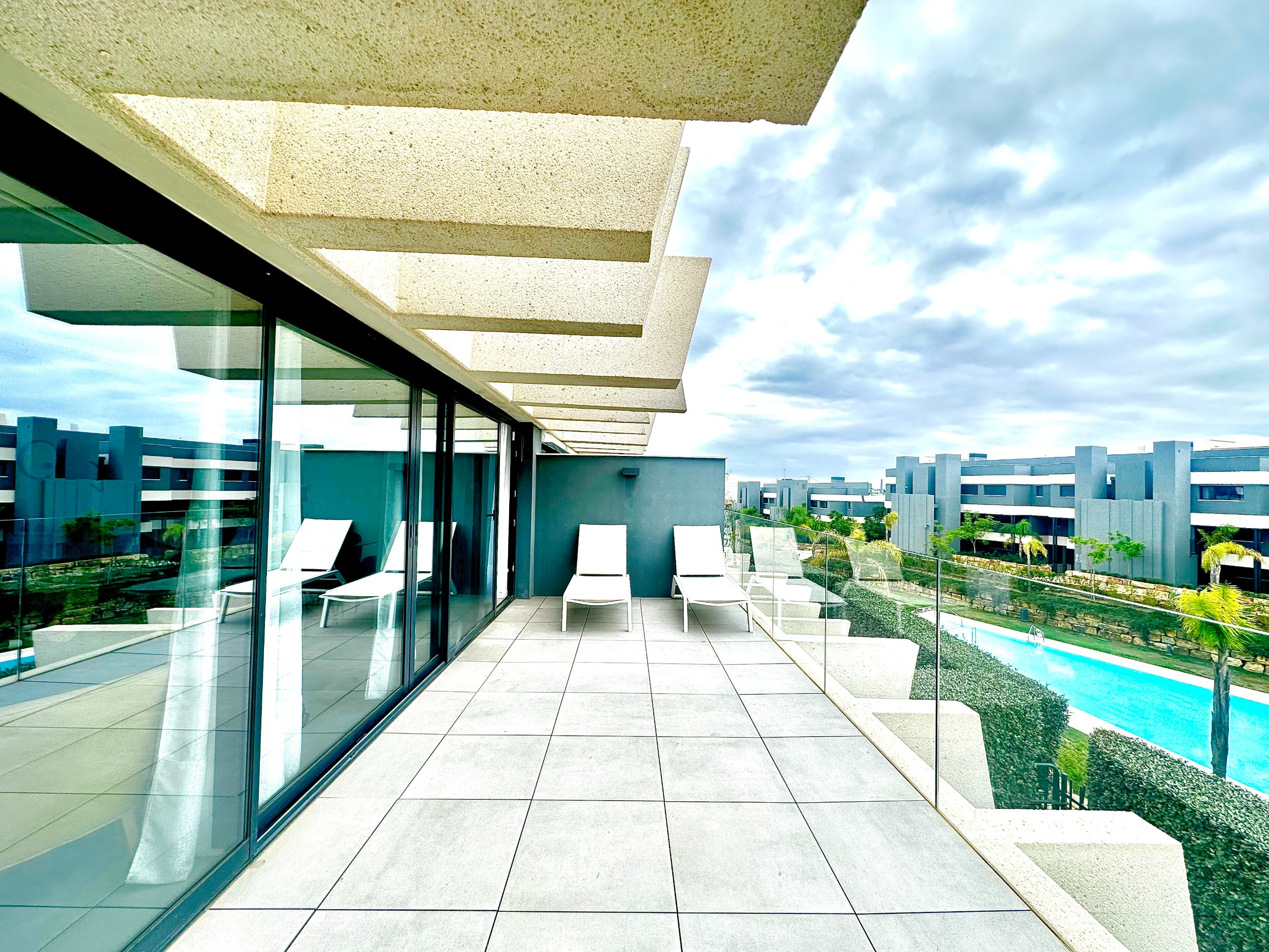 3 Bedroom Apartment in Estepona - Photo 19