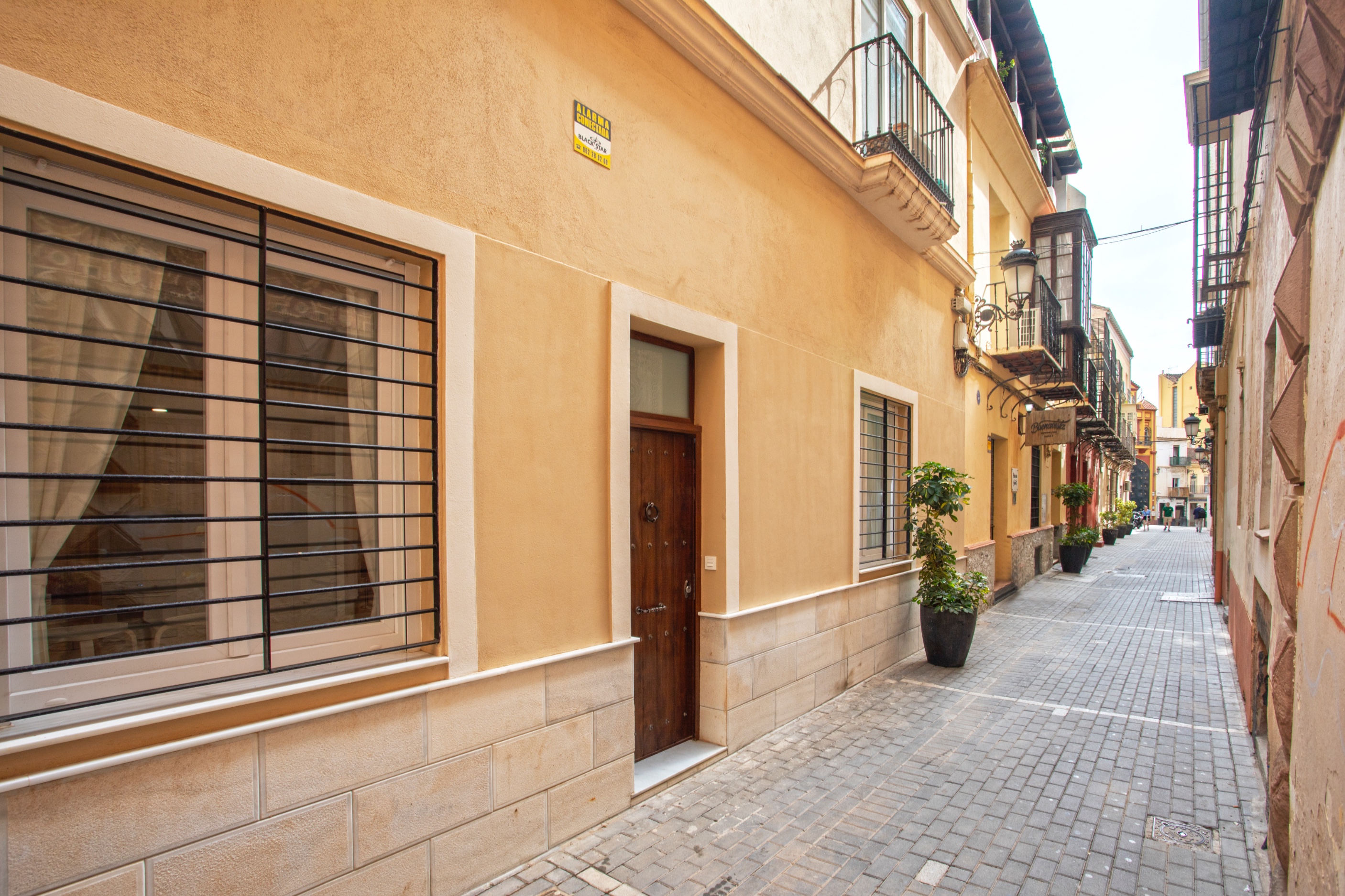 1 Bedroom Apartment in Málaga - Photo 27