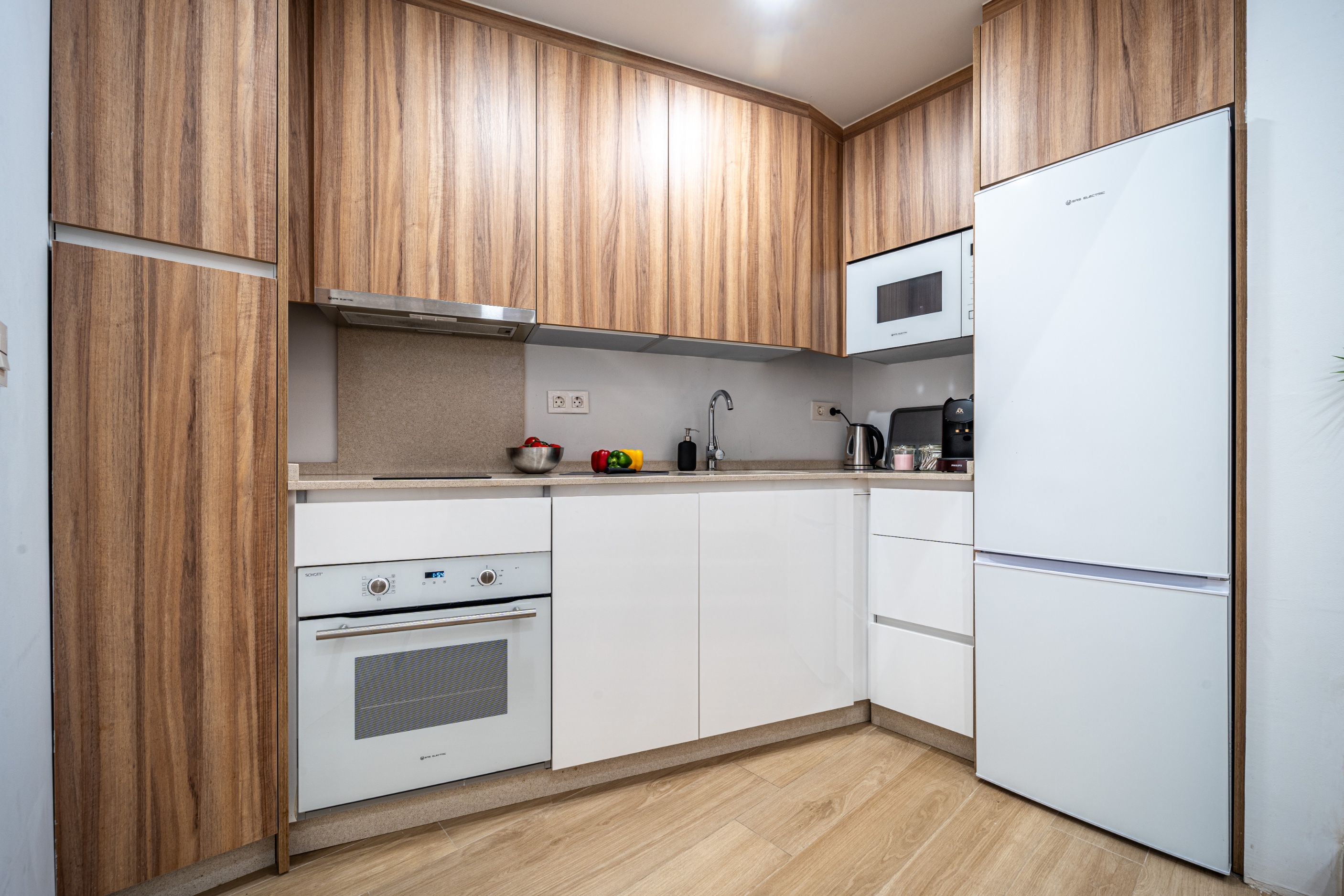 1 Bedroom Apartment in Málaga - Photo 8