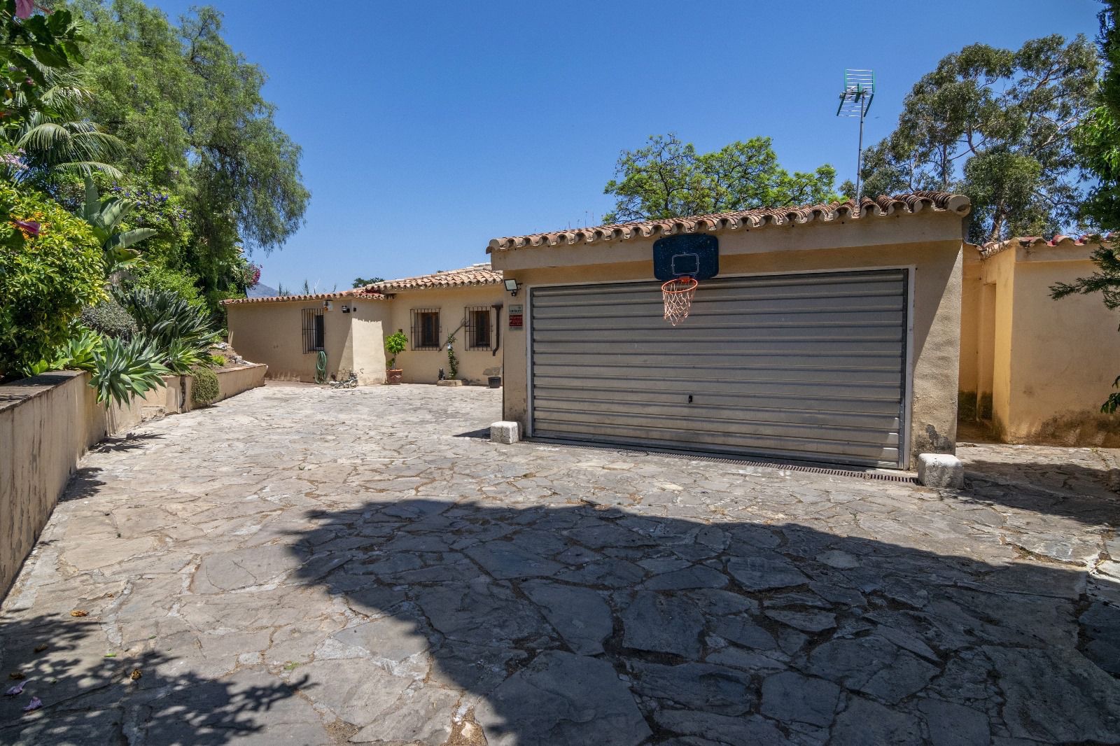 3 Bedroom Villa in Benahavís - Foto 14