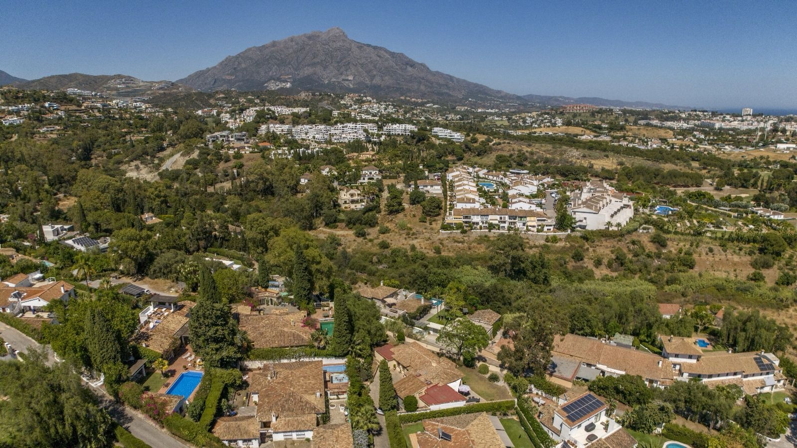 3 Bedroom Villa in Benahavís - Foto 32