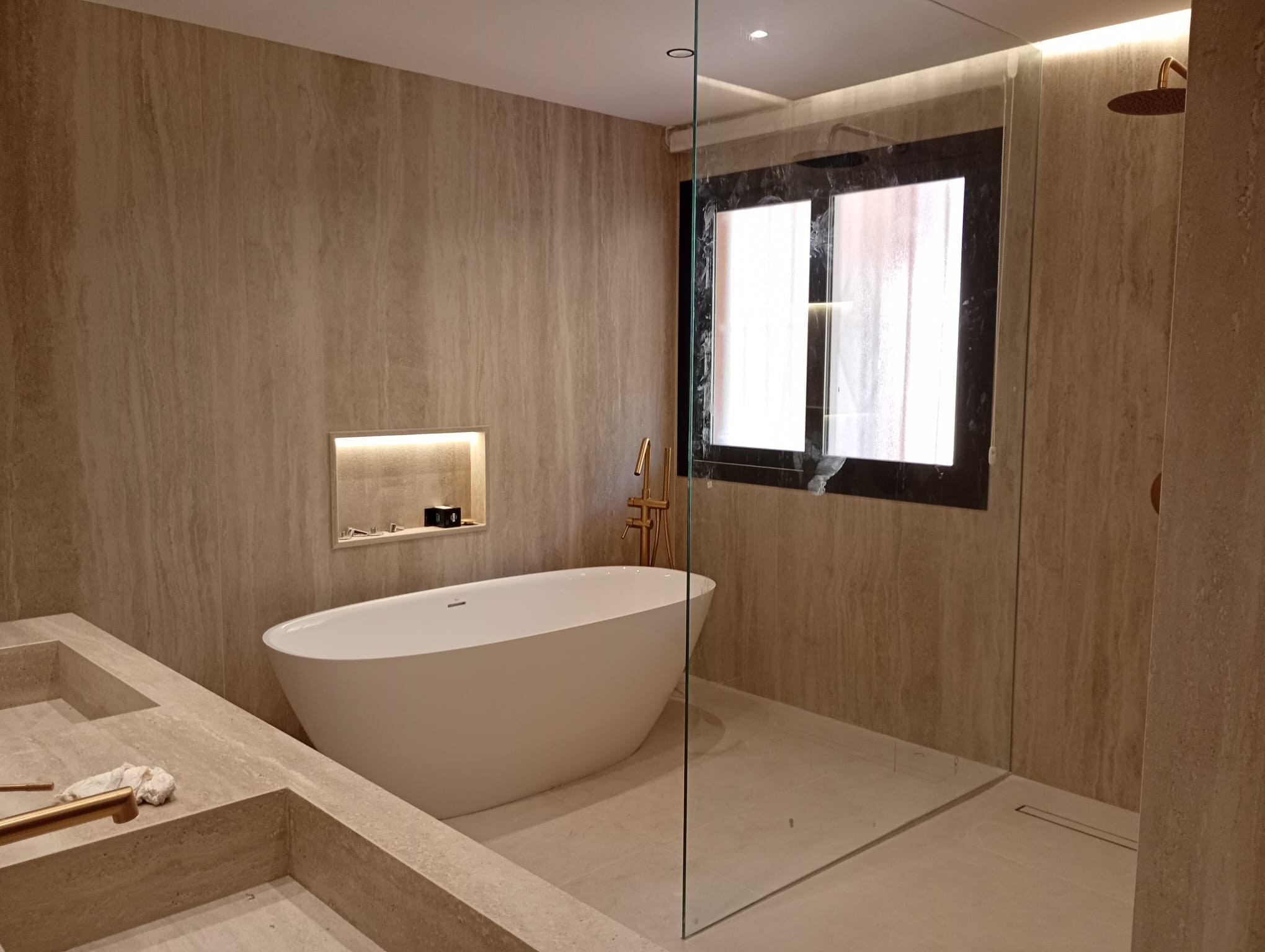 3 Bedroom Apartment in Marbella - Photo 14