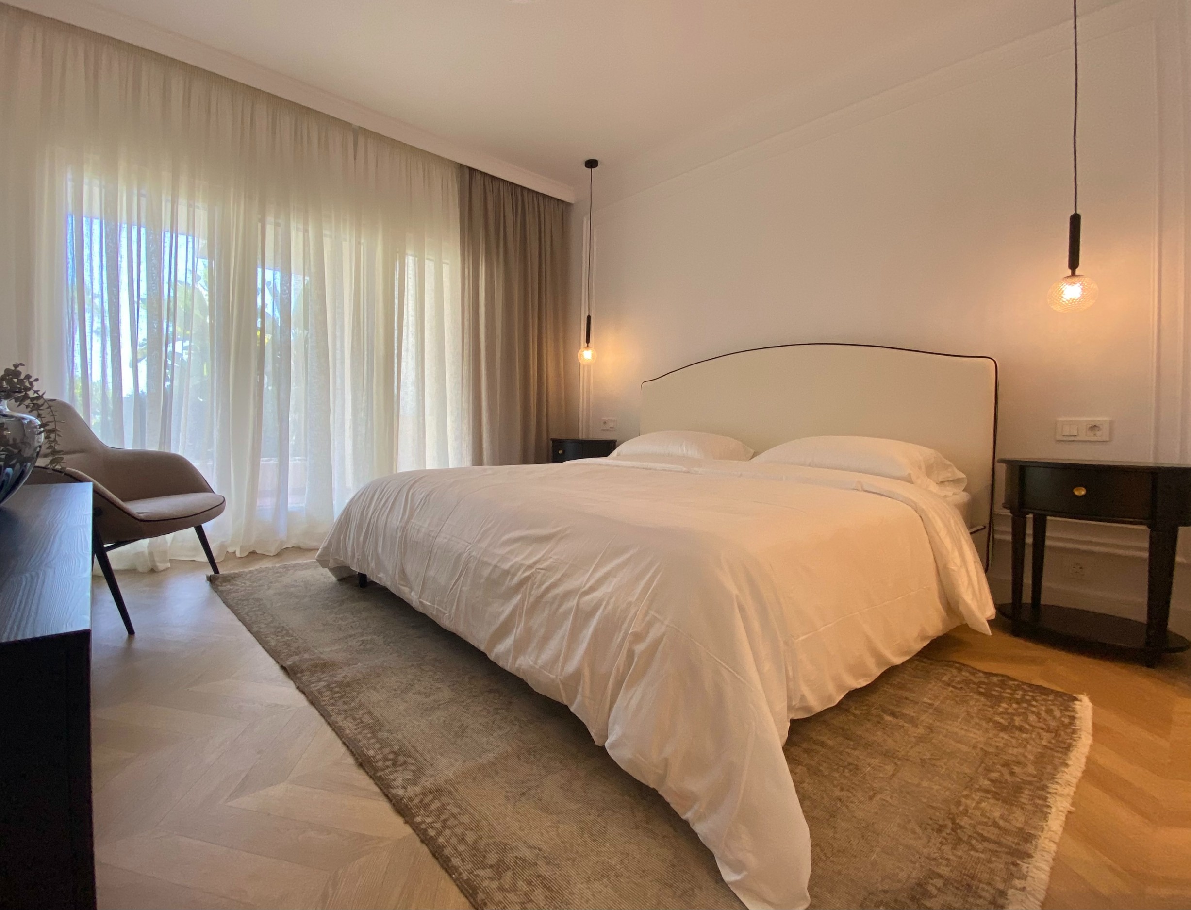 3 Bedroom Apartment in Estepona - Photo 11