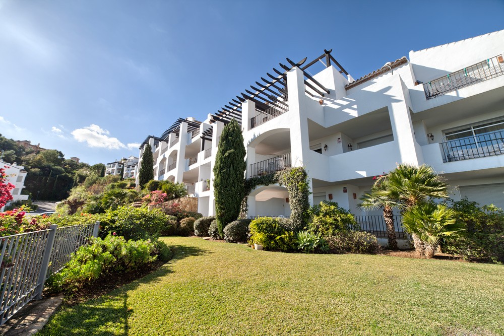 Apartment in Benahavis
