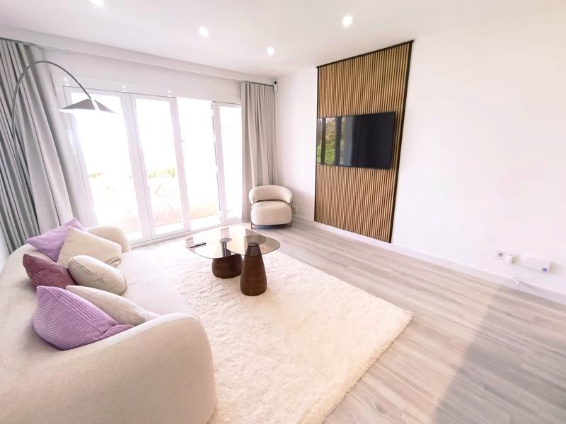 3 Bedroom Apartment in Benahavís - Photo 5