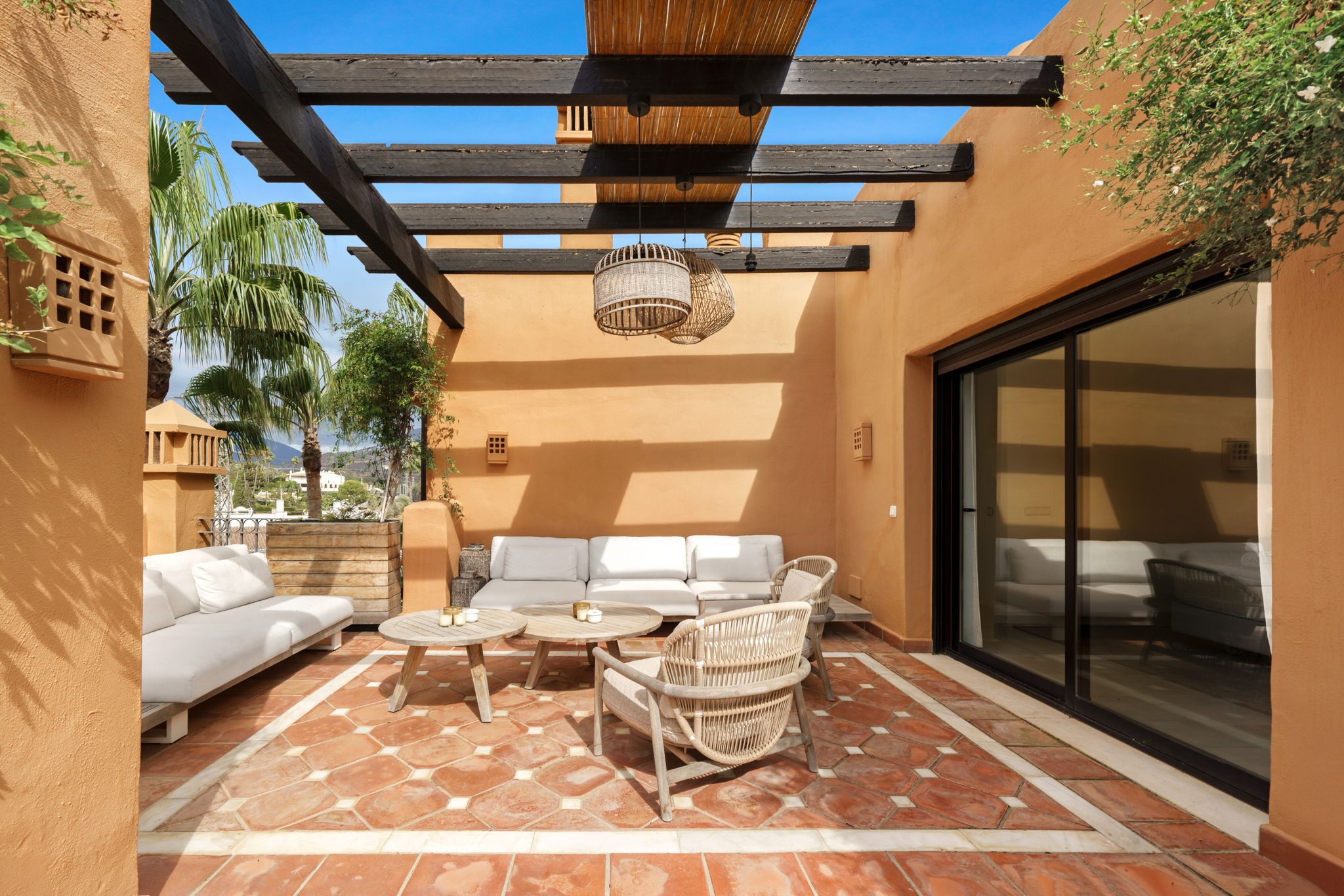 4 Bedroom Apartment in Marbella - Photo 39