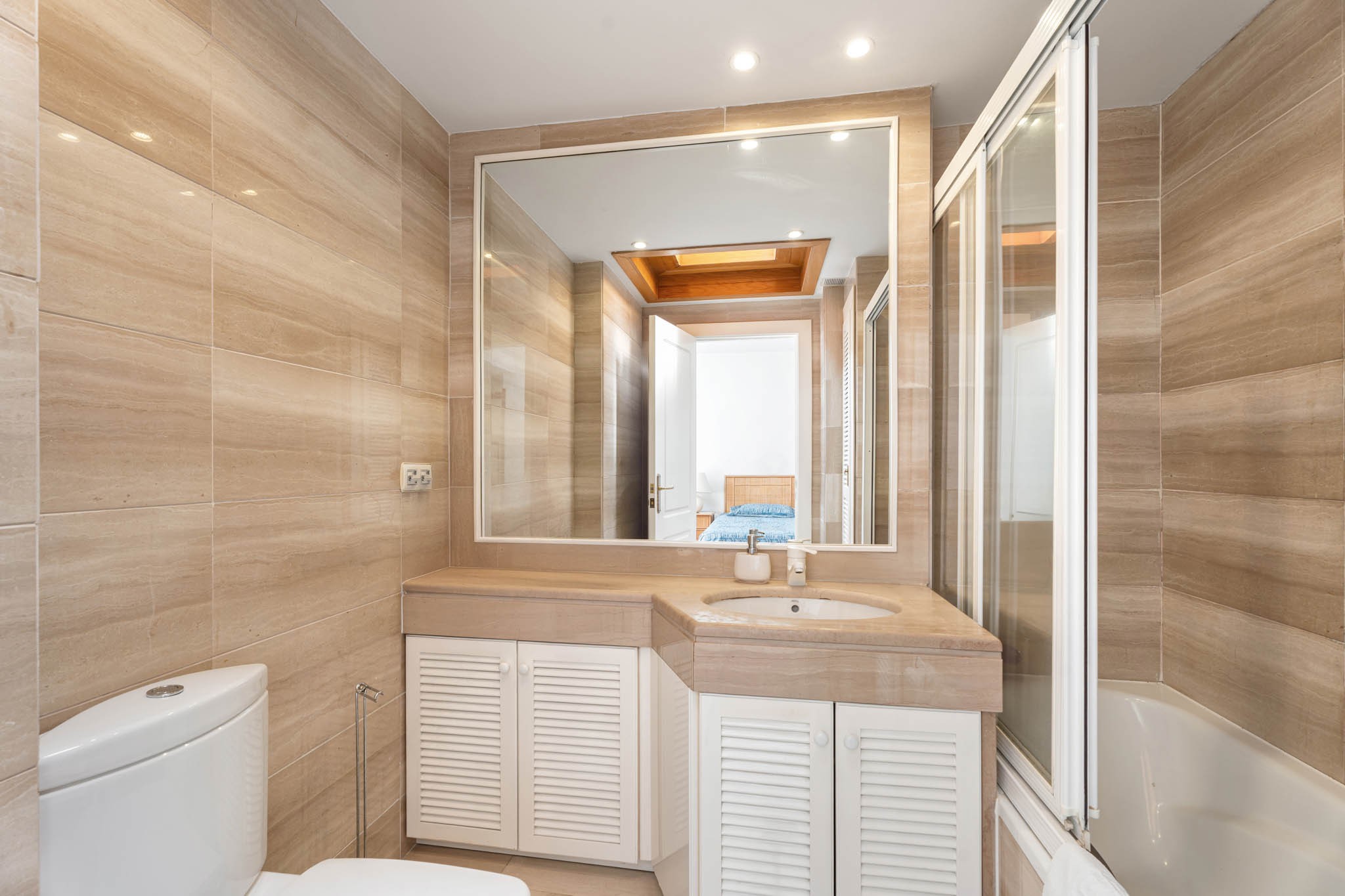 Apartamento com 5 quartos com vista mar em Málaga, Espanha – Foto 15