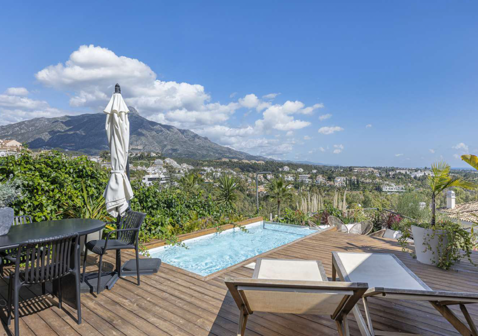 3 Bedroom Apartment in Marbella - Photo 26