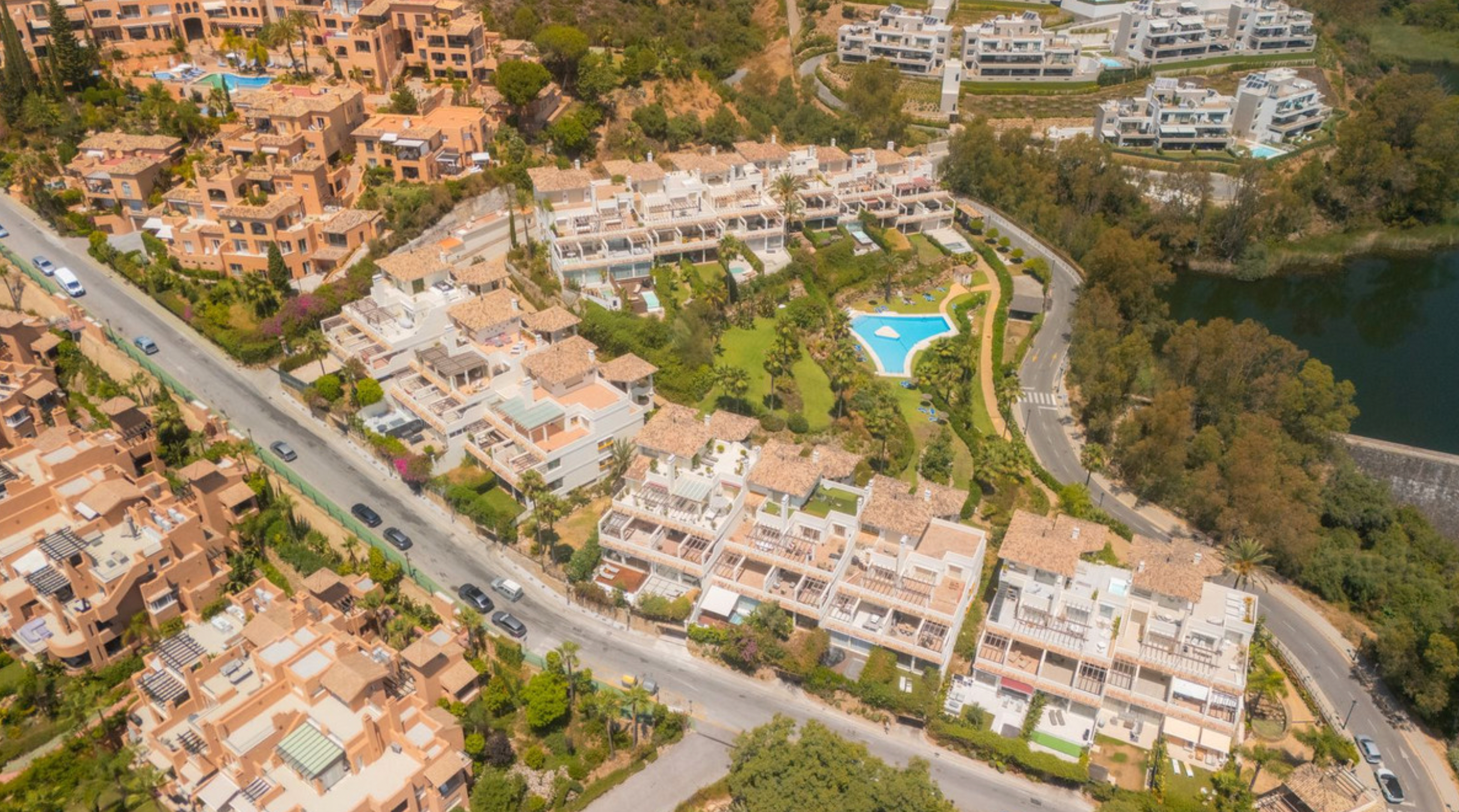 3 Bedroom Apartment in Marbella - Photo 11