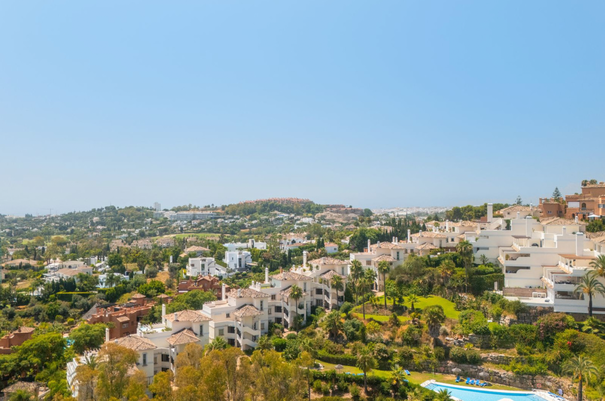 3 Bedroom Apartment in Marbella - Photo 10