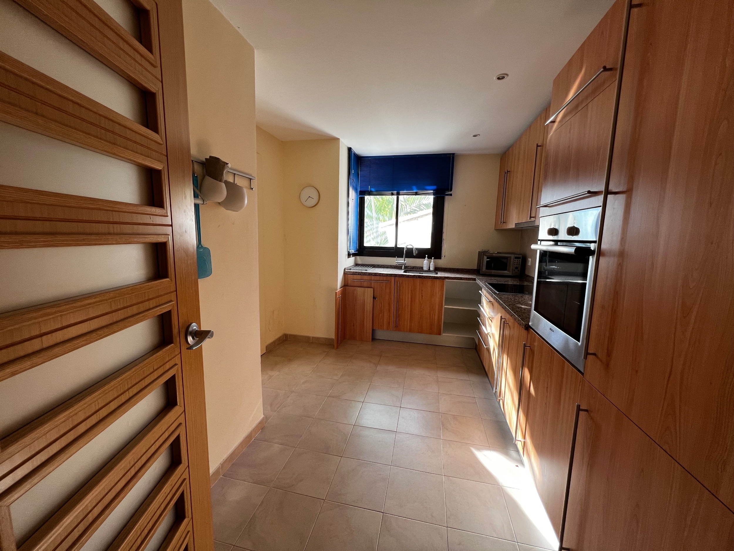 3 Bedroom Apartment in Estepona - Photo 6
