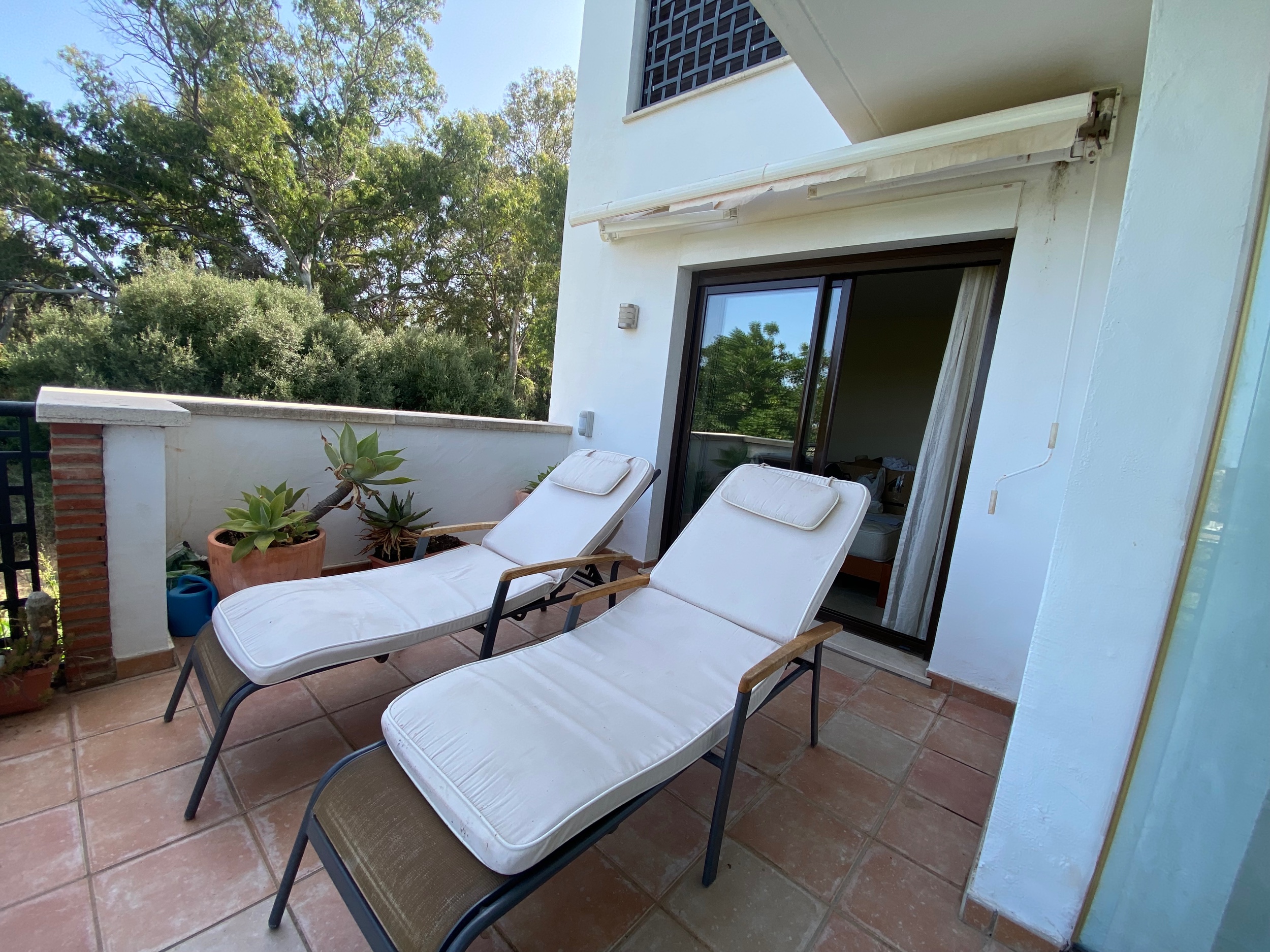 3 Bedroom Apartment in Estepona - Photo 9