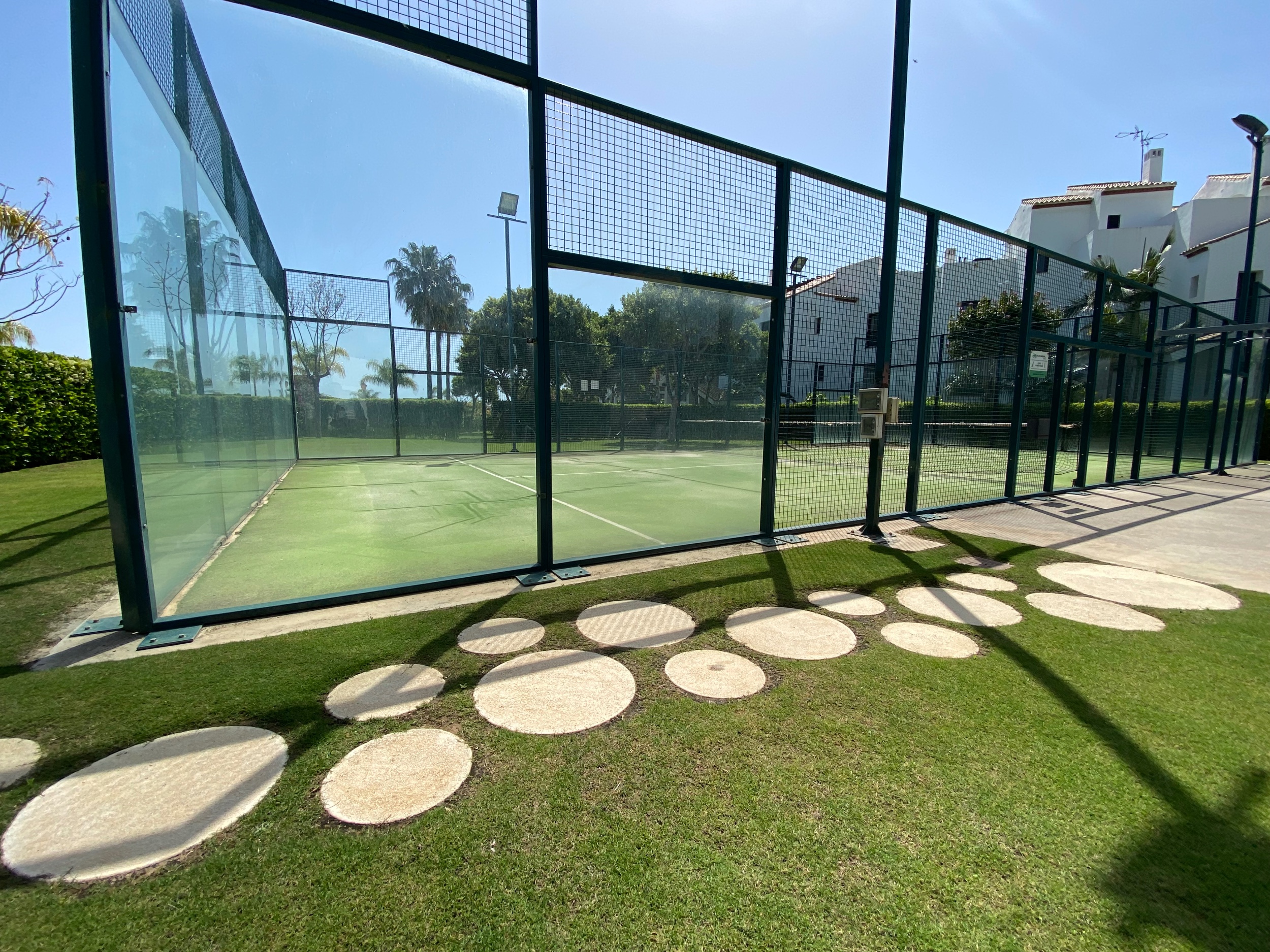 3 Bedroom Apartment in Estepona - Photo 16