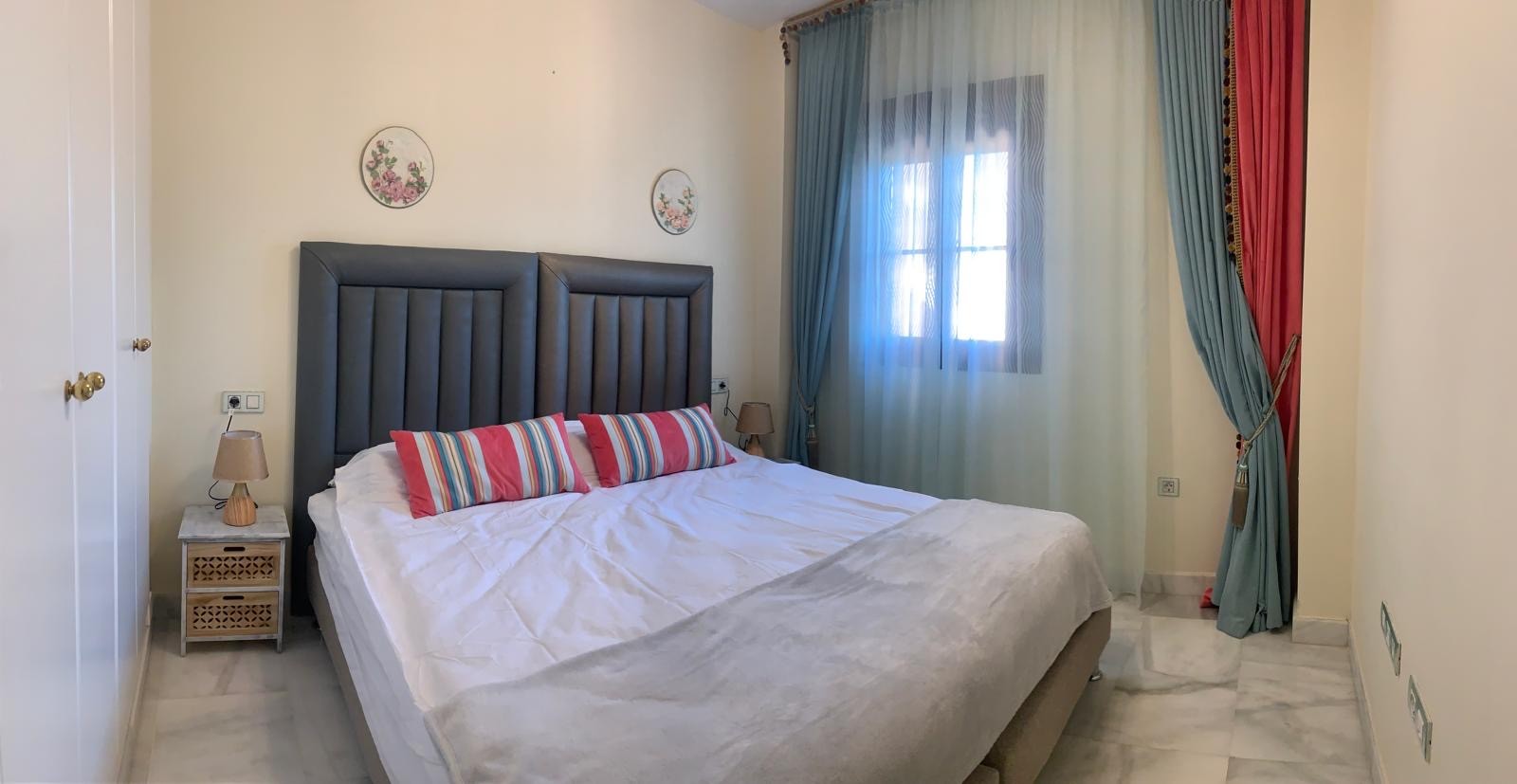 2 Bedroom Apartment in Estepona - Photo 12