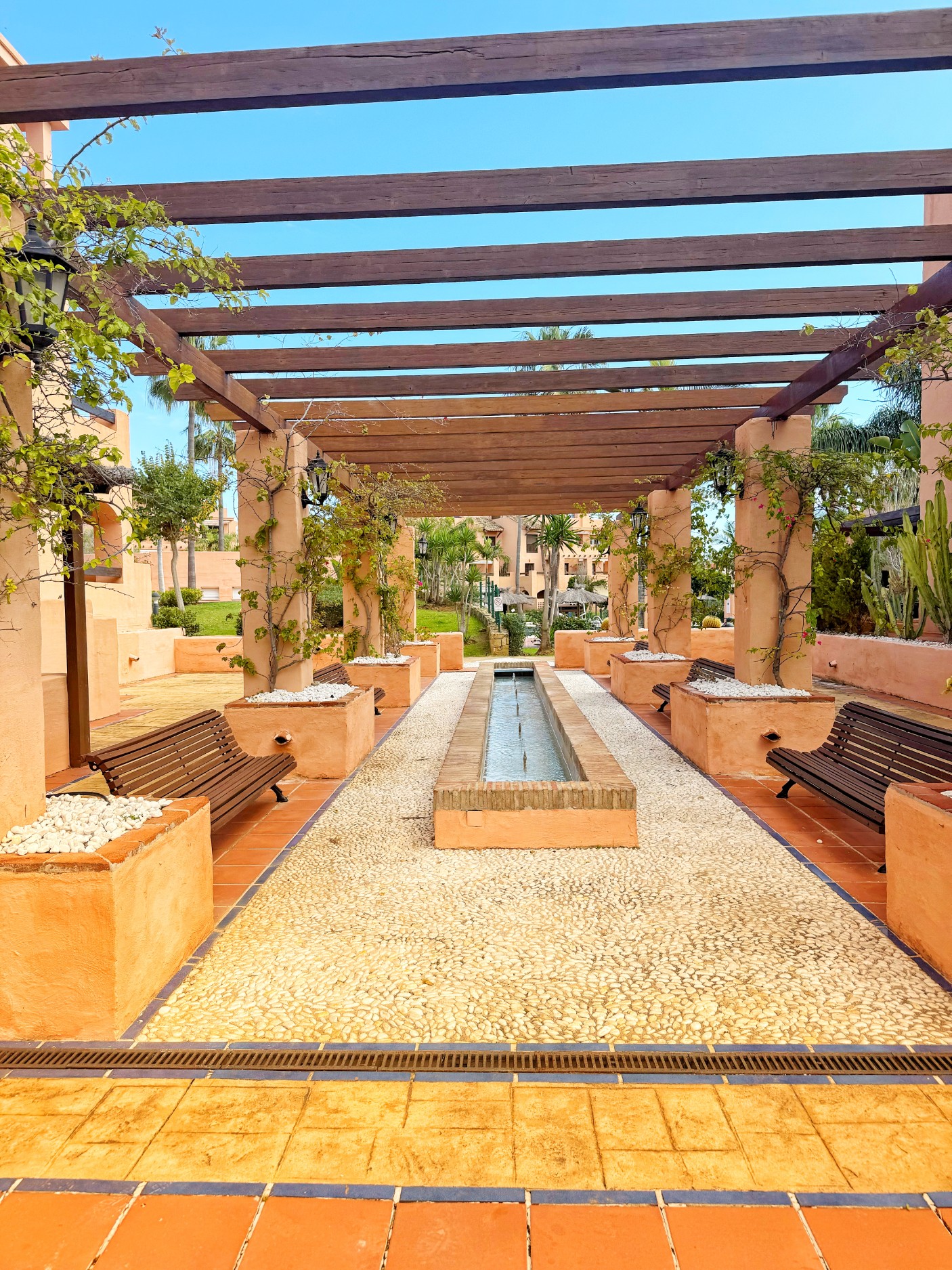 2 Bedroom Apartment in Estepona - Photo 22