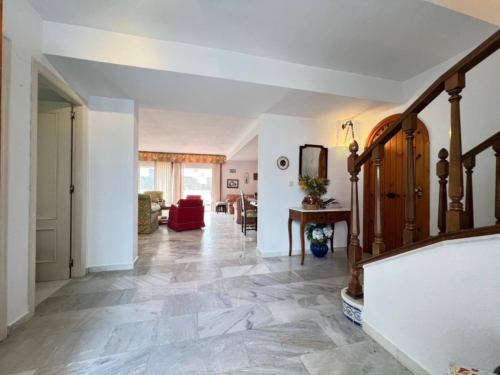 3 Bedroom Townhouse in Estepona - Фото 4