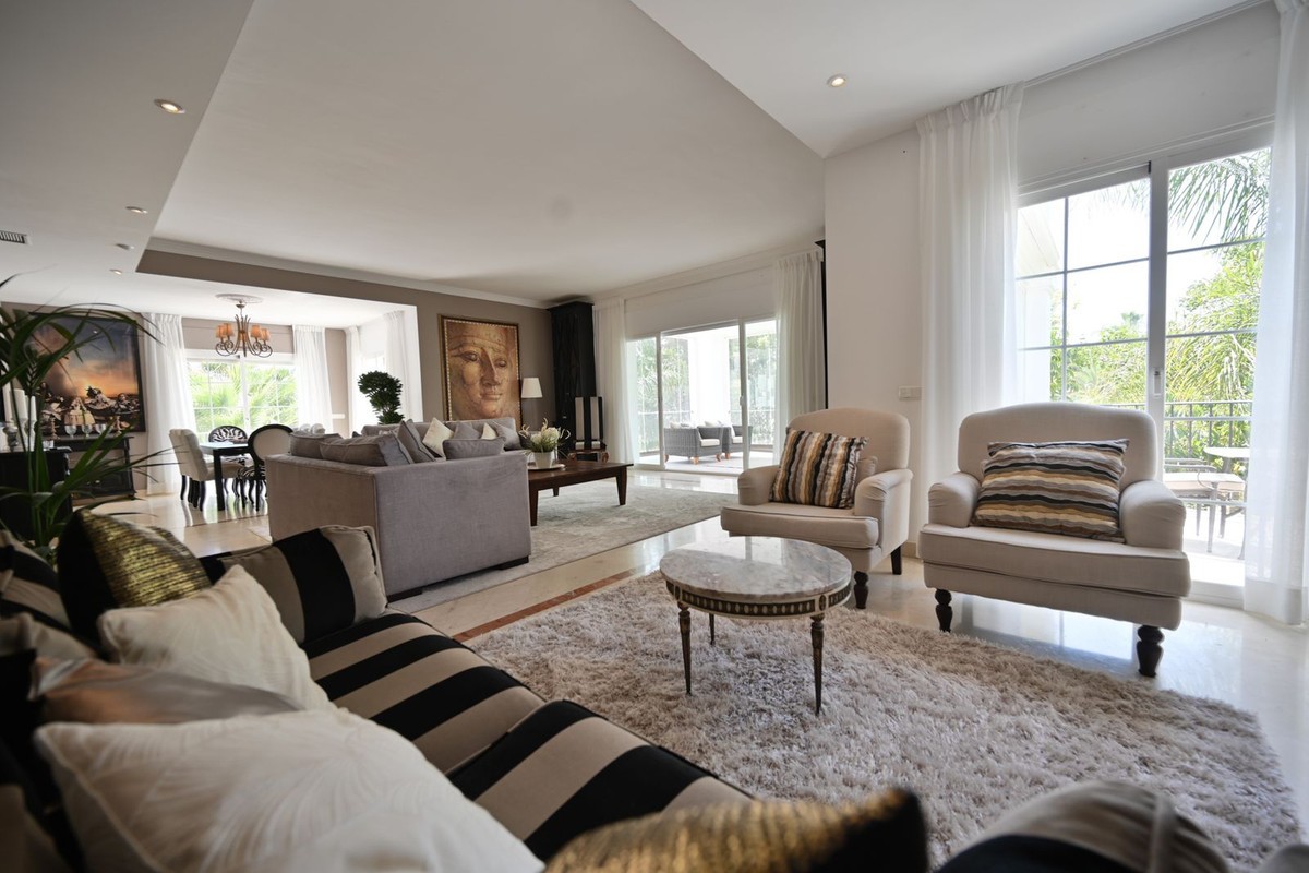 5 Bedroom Villa in Marbella - Foto 21