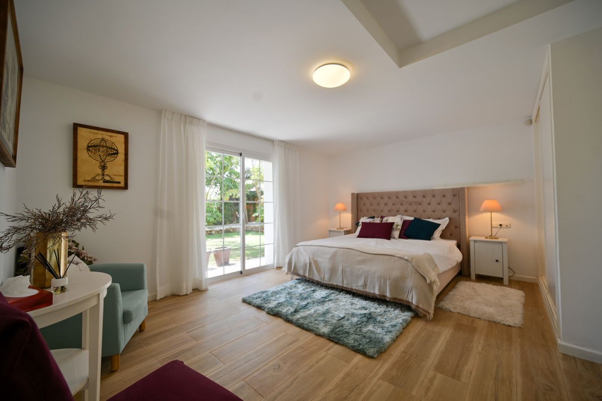 5 Bedroom Villa in Marbella - Foto 29