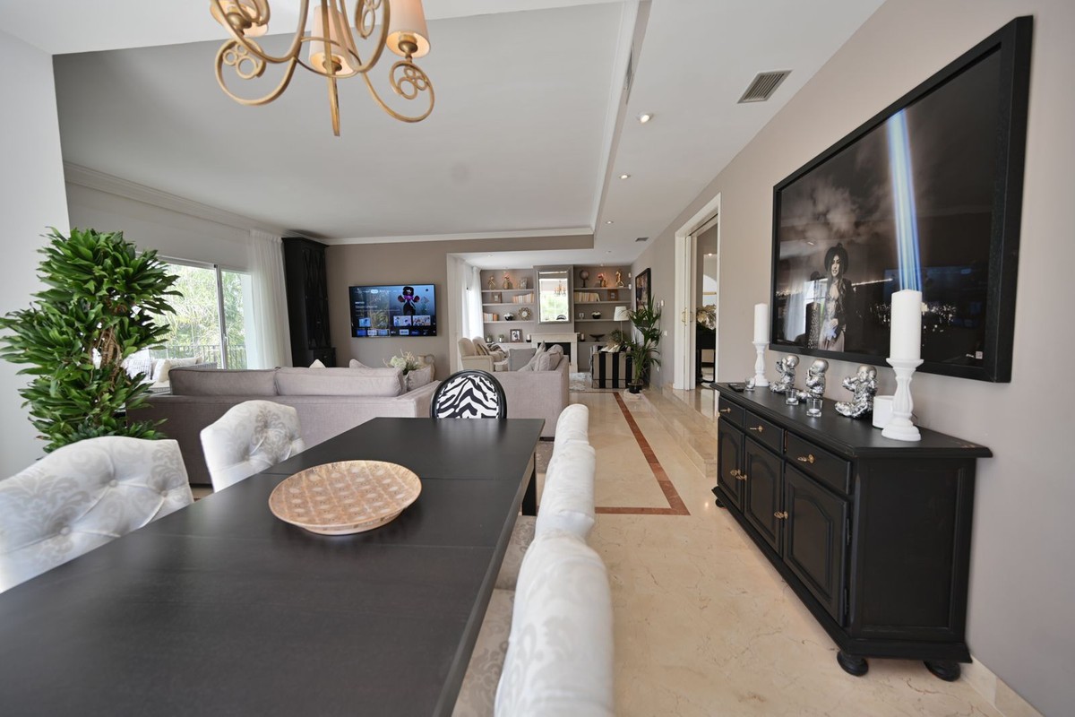 5 Bedroom Villa in Marbella - Foto 23