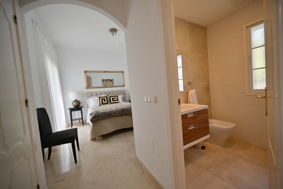 5 Bedroom Villa in Marbella - Foto 16
