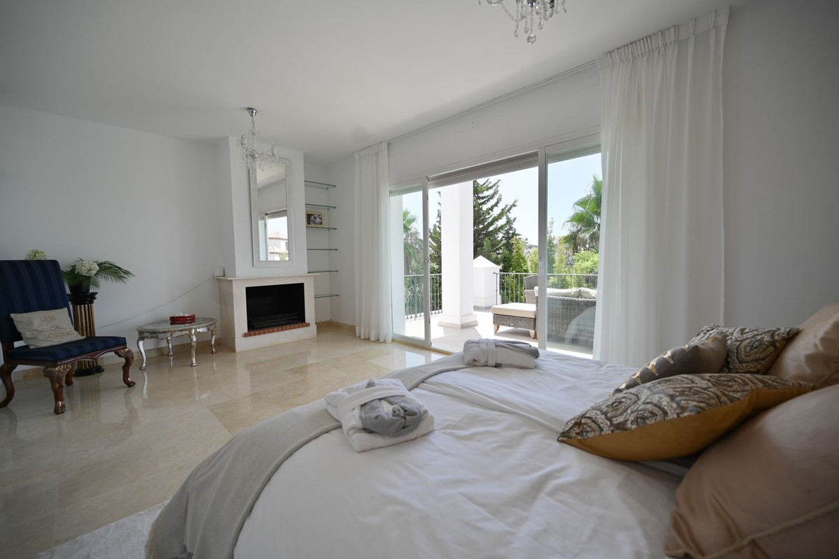 5 Bedroom Villa in Marbella - Foto 10