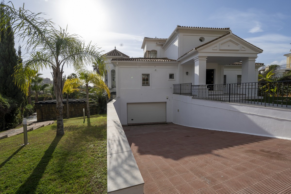 5 Bedroom Villa in Marbella - Foto 3