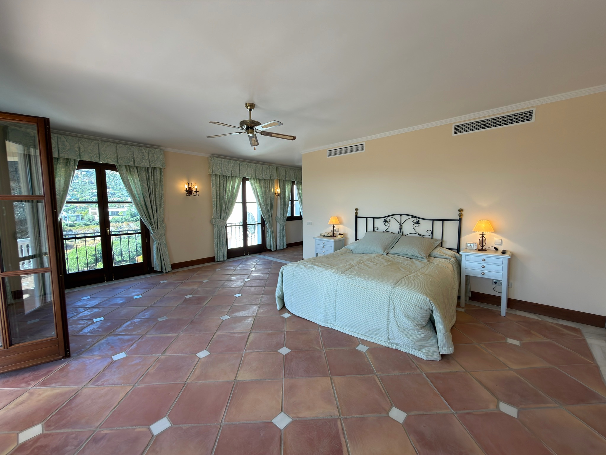 Moradia com 5 quartos com vista mar em Córdoba, Espanha – Foto 15