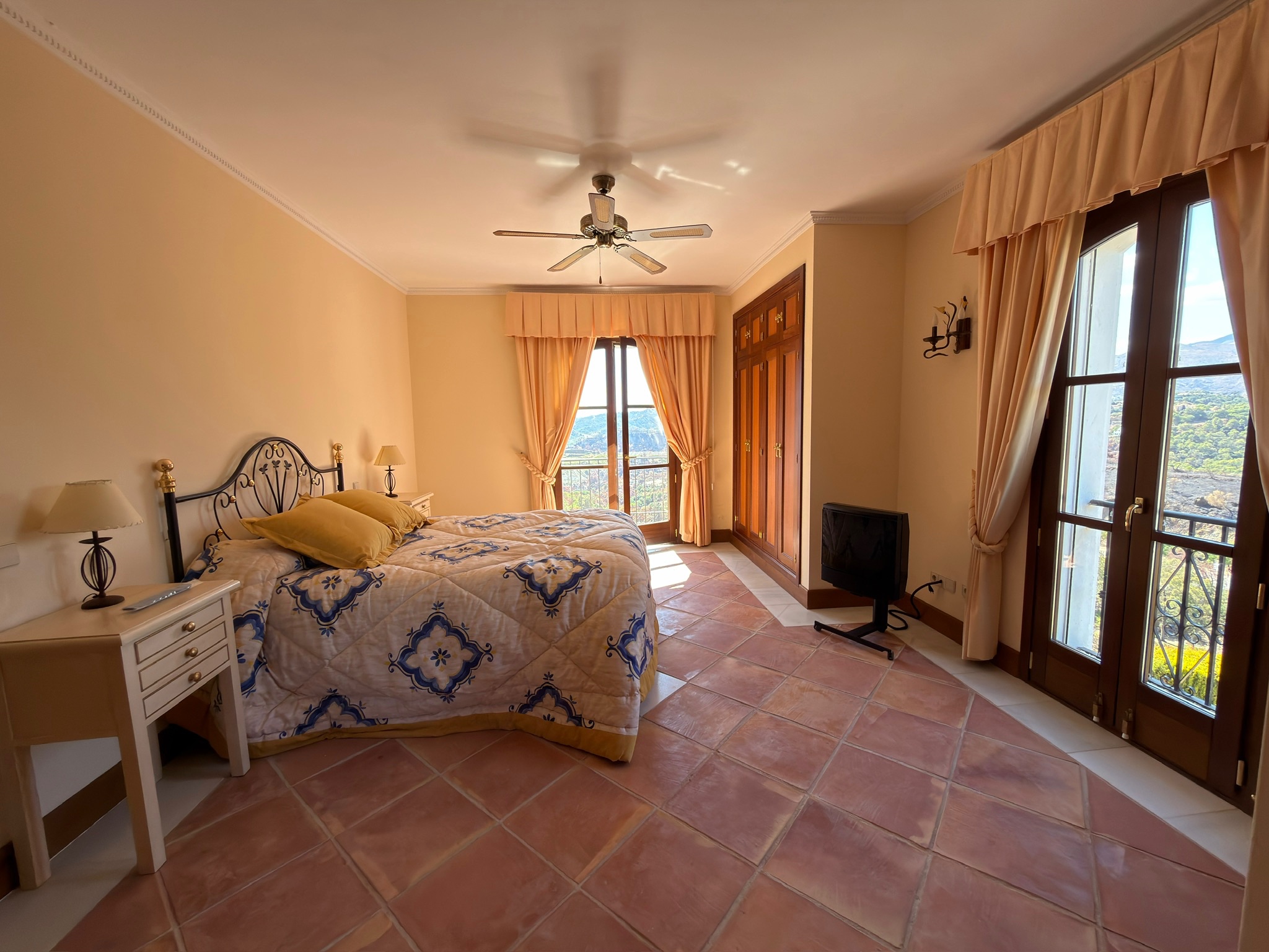 Moradia com 5 quartos com vista mar em Córdoba, Espanha – Foto 18