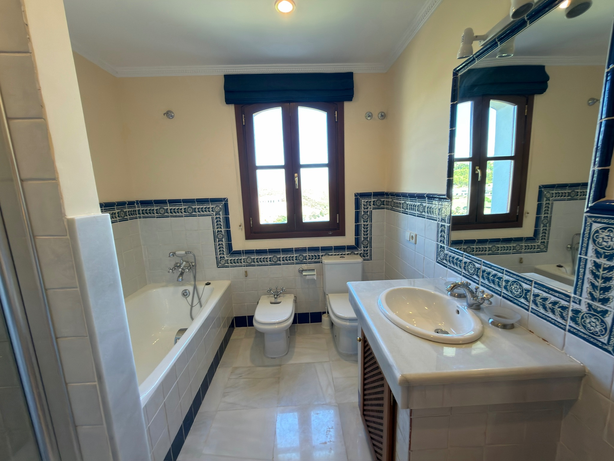Moradia com 5 quartos com vista mar em Córdoba, Espanha – Foto 19