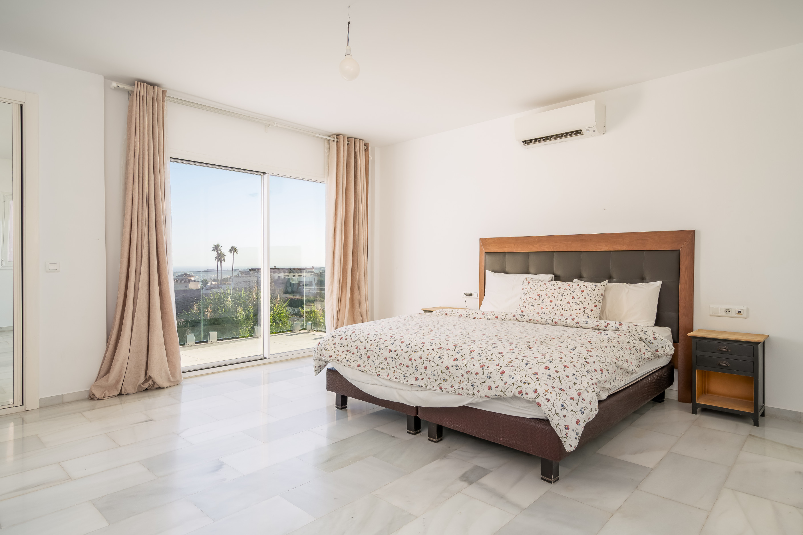 5 Bedroom Villa in Benalmádena - Foto 4