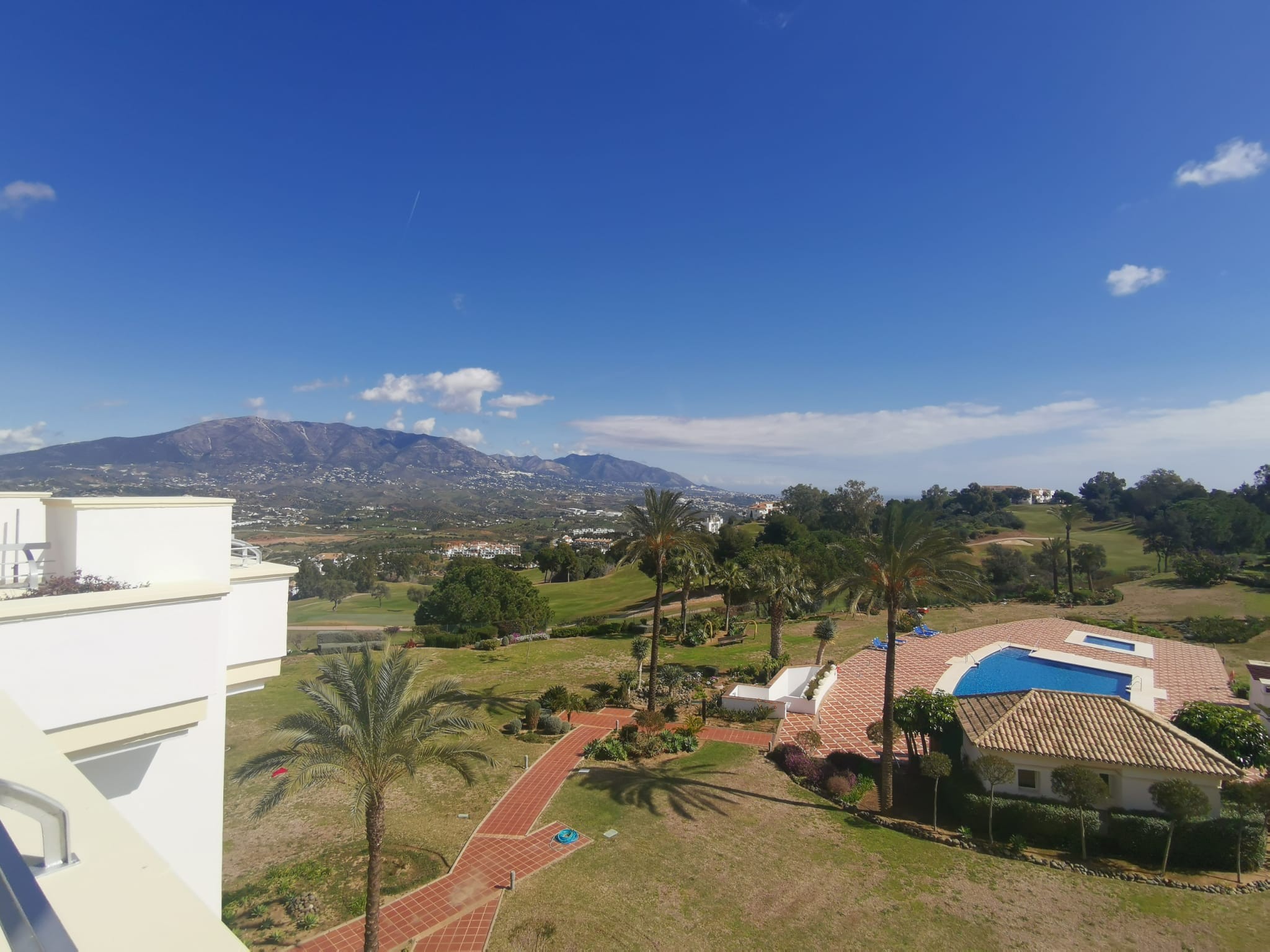 3 Bedroom Penthouse in Mijas - Photo 5