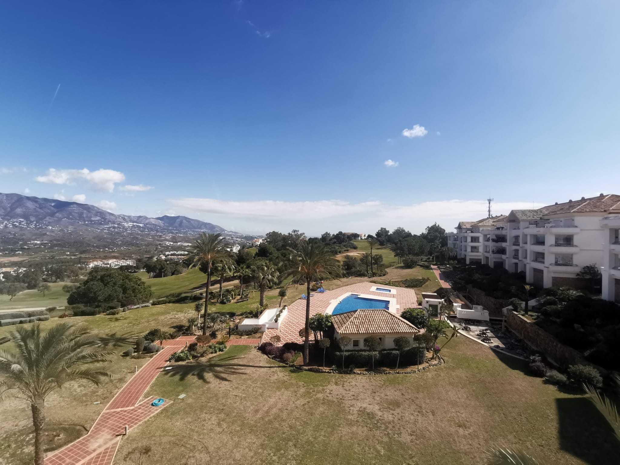 3 Bedroom Penthouse in Mijas - Photo 2