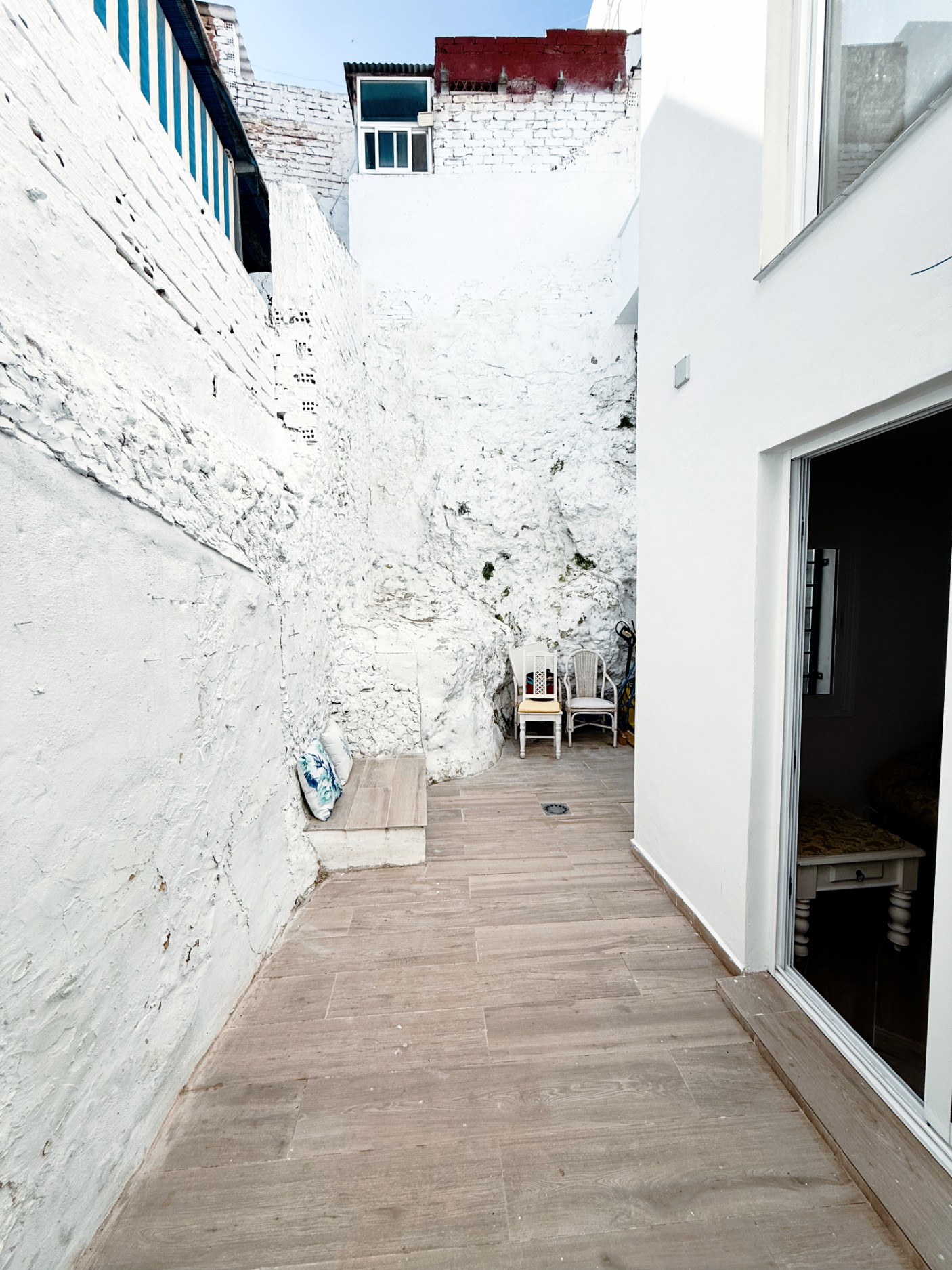 2 Bedroom Townhouse in Alhaurín el Grande - Photo 5