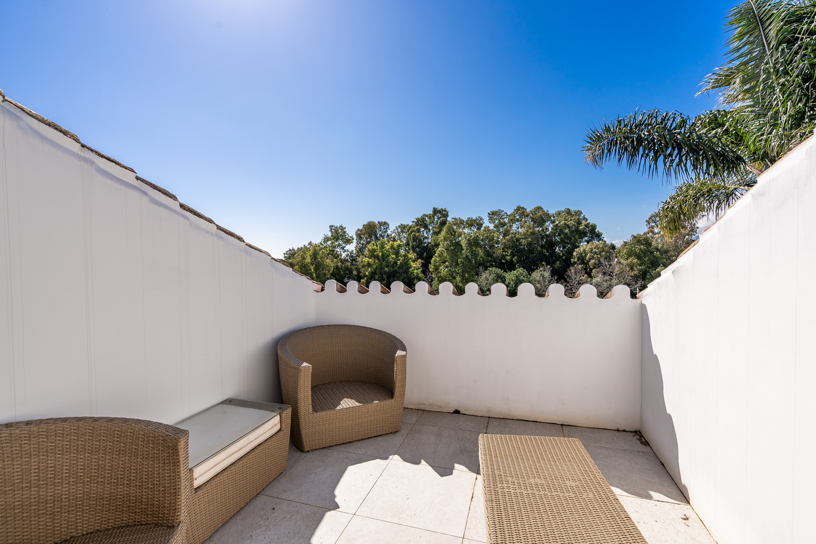 5 Bedroom Villa in Estepona - Photo 20