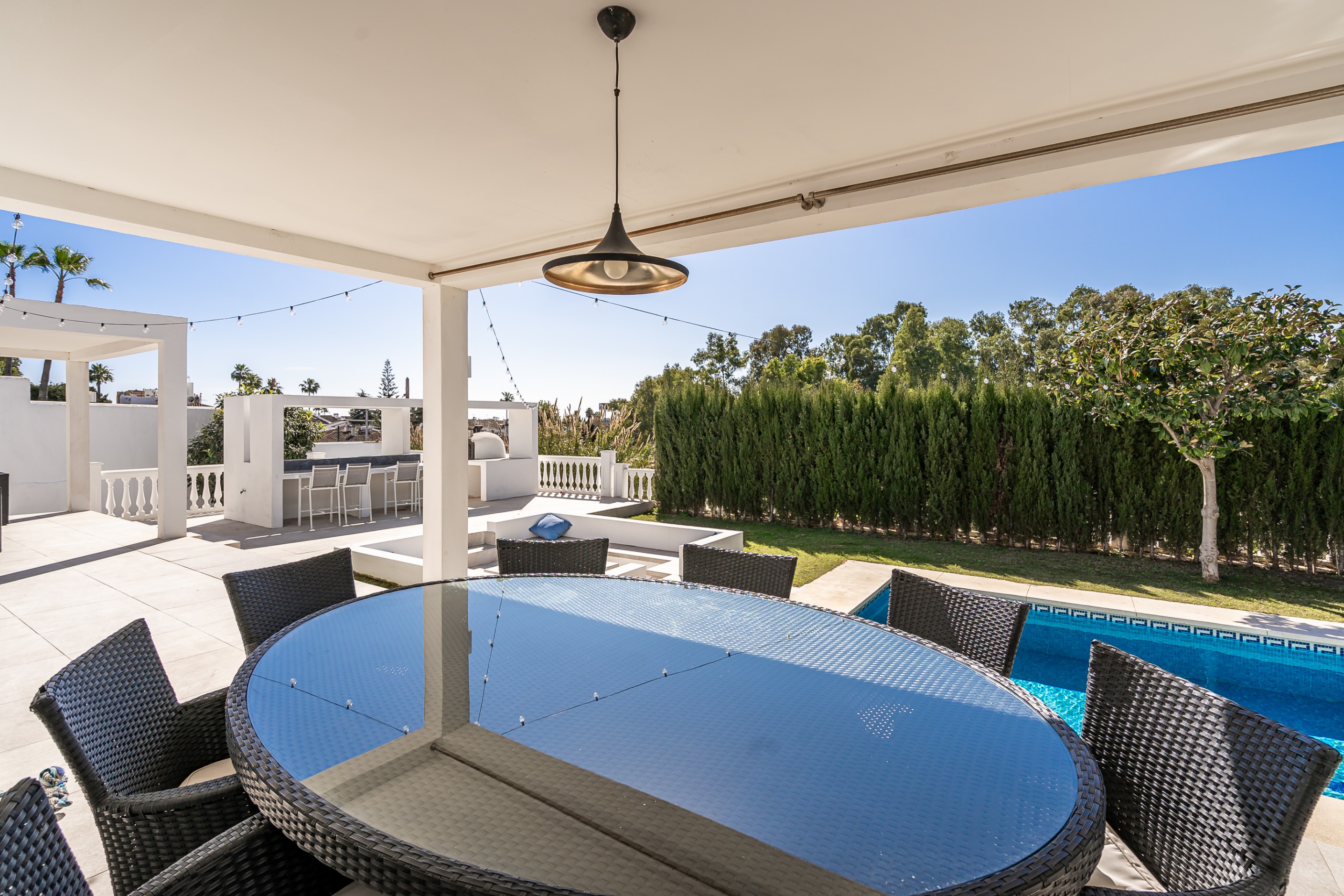 5 Bedroom Villa in Estepona - Photo 26
